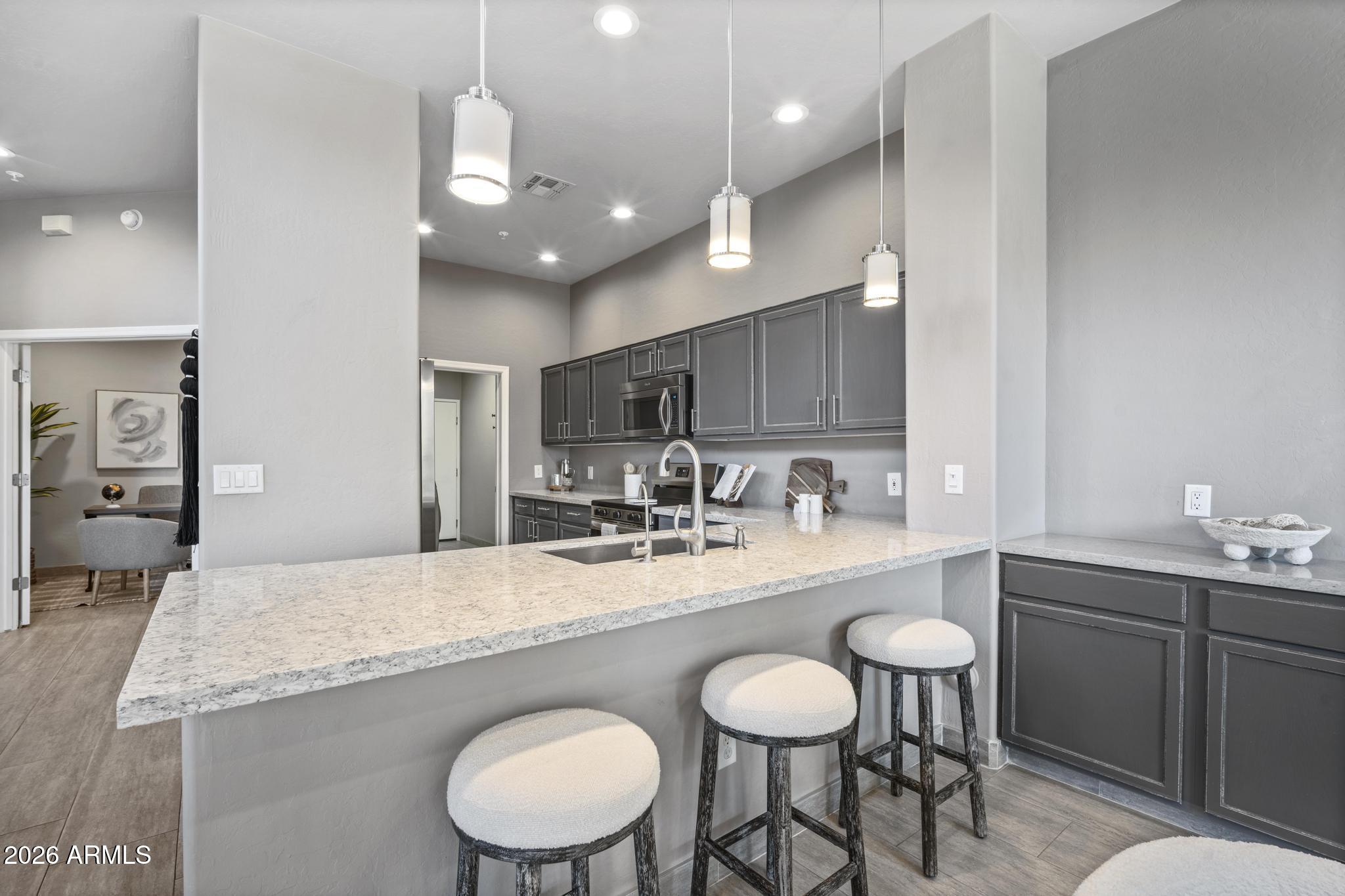 16420 N THOMPSON PEAK Parkway 1122