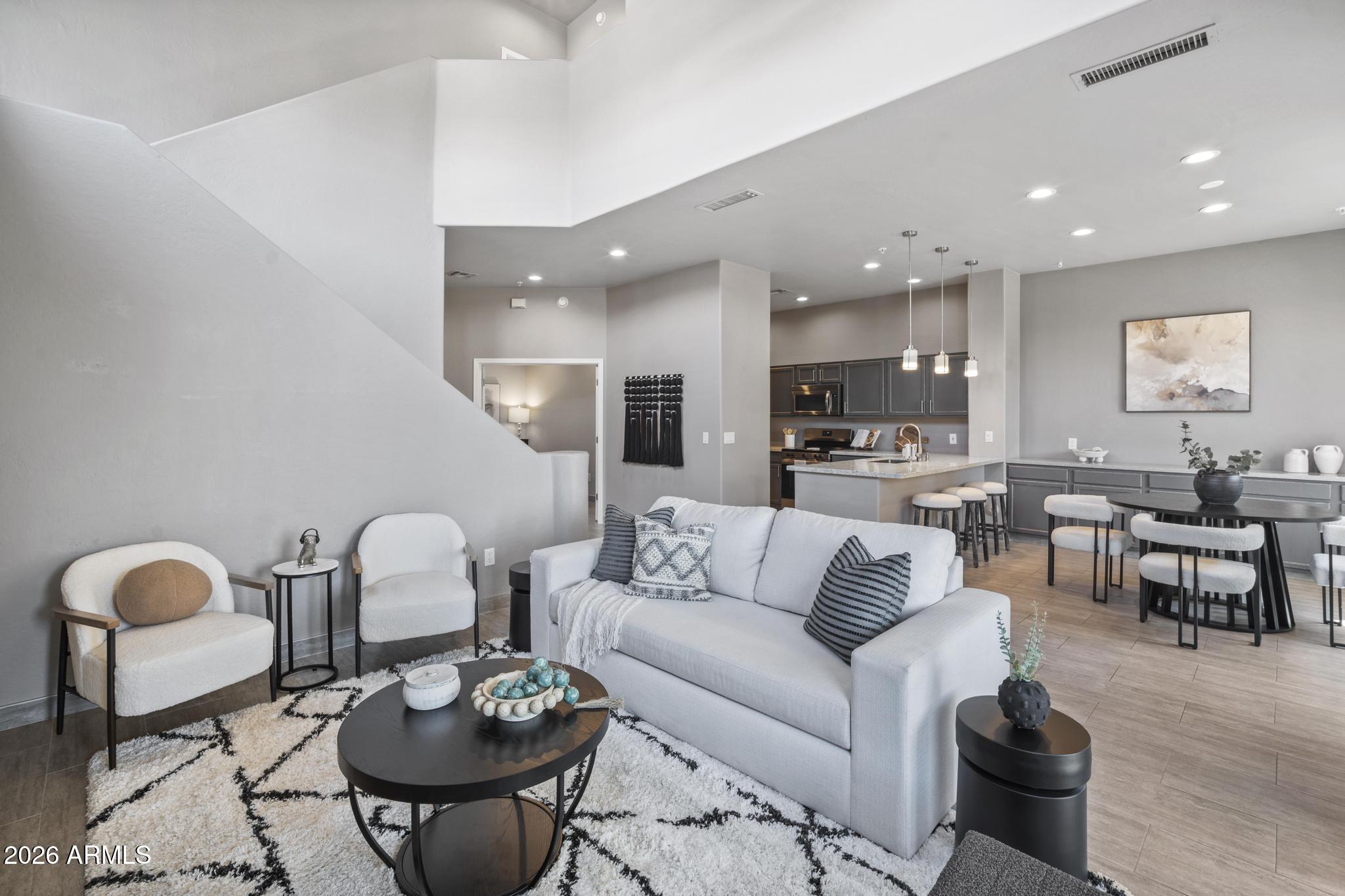 16420 N THOMPSON PEAK Parkway 1122