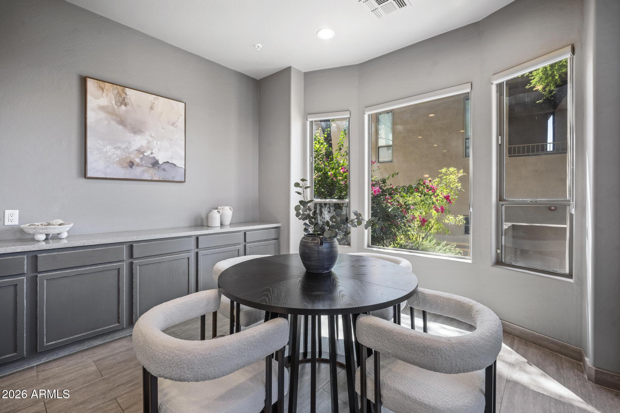 16420 N THOMPSON PEAK Parkway 1122