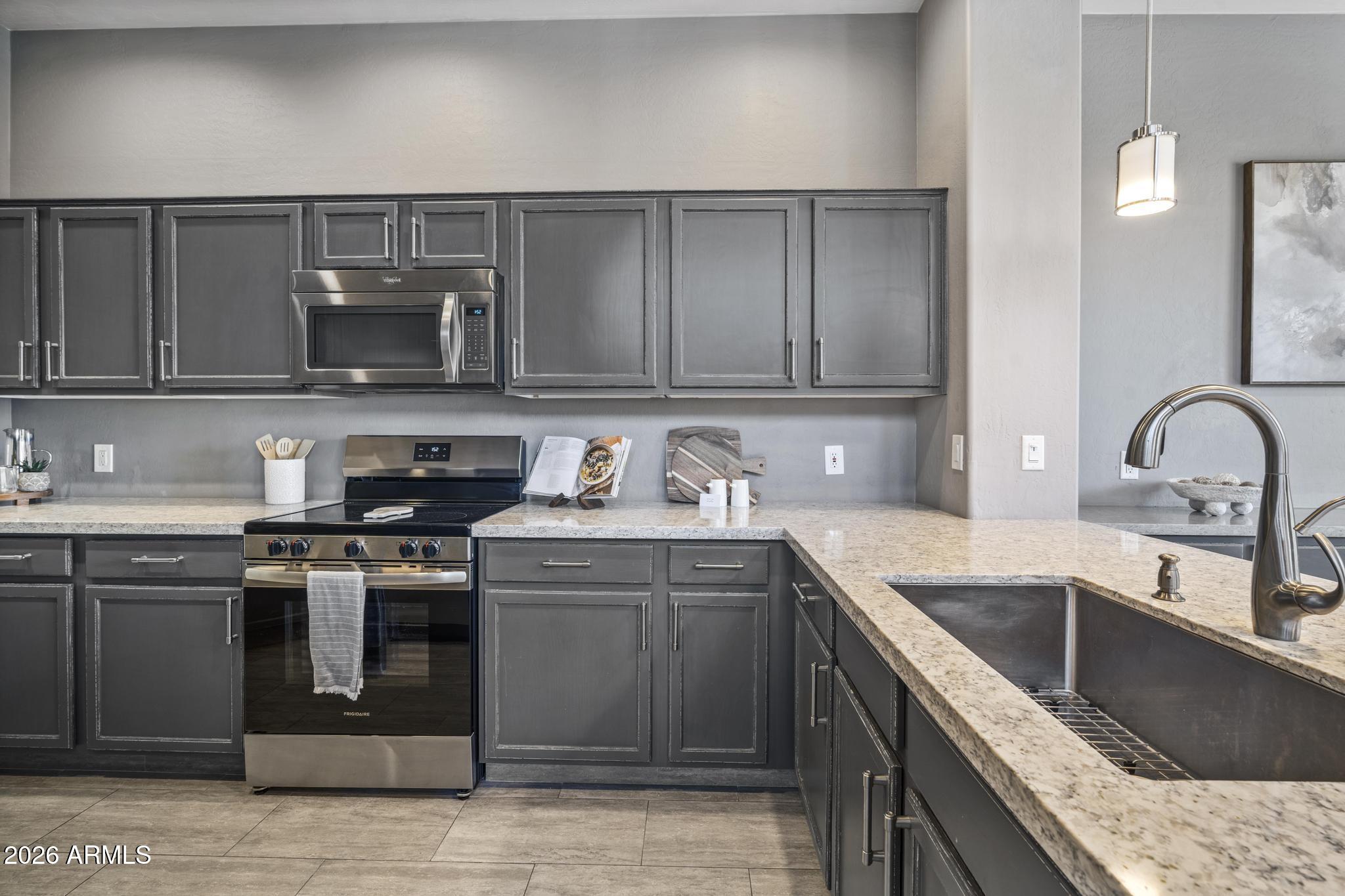 16420 N THOMPSON PEAK Parkway 1122