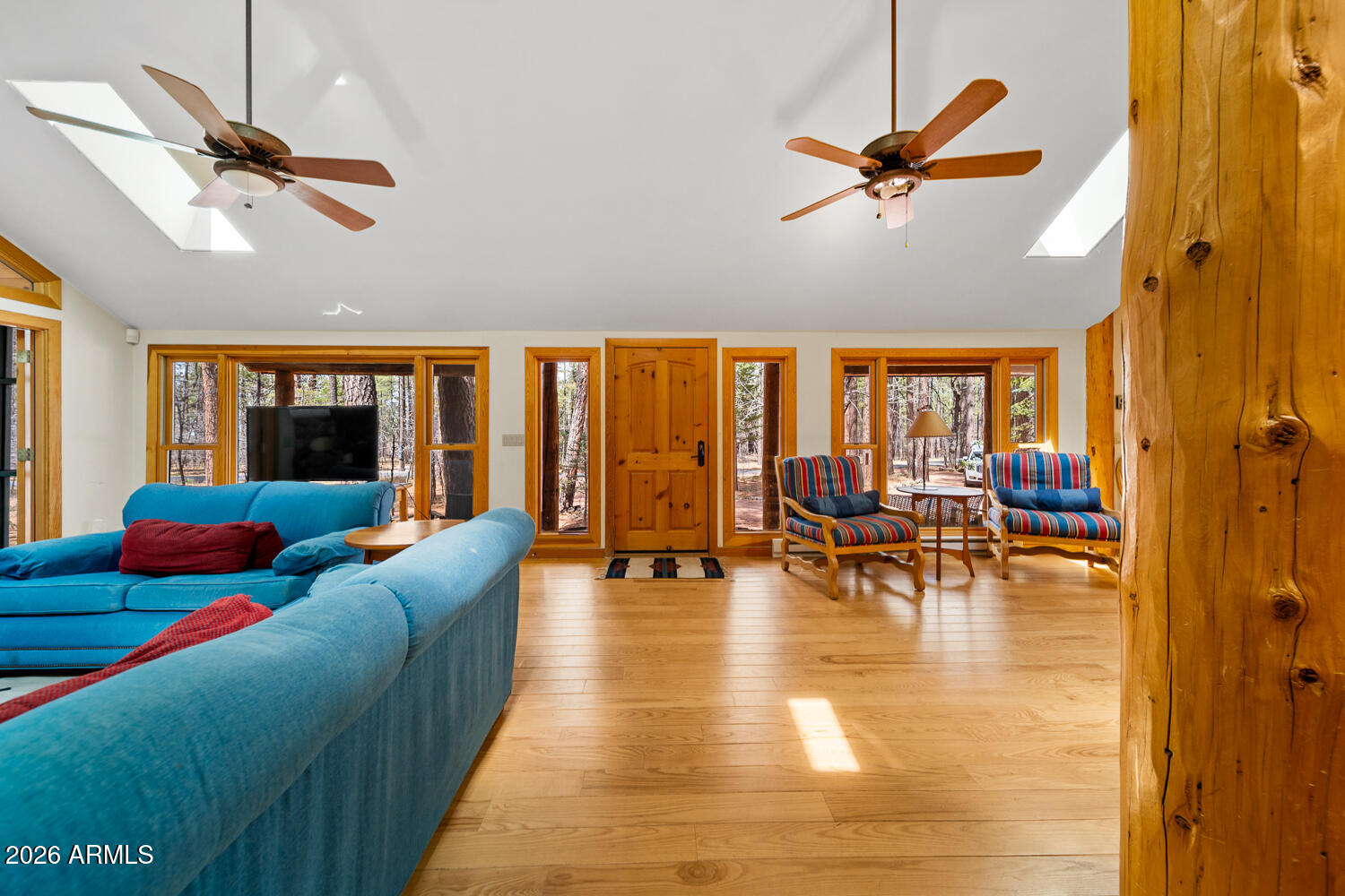 2539 BUTTERFLY Lane