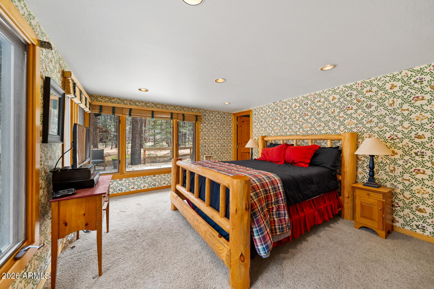 2539 BUTTERFLY Lane