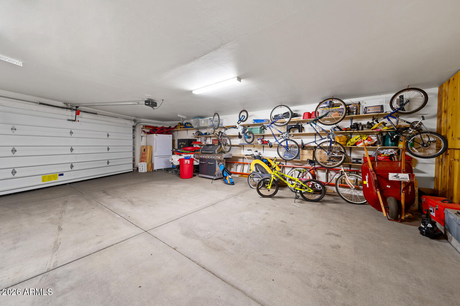 2539 BUTTERFLY Lane