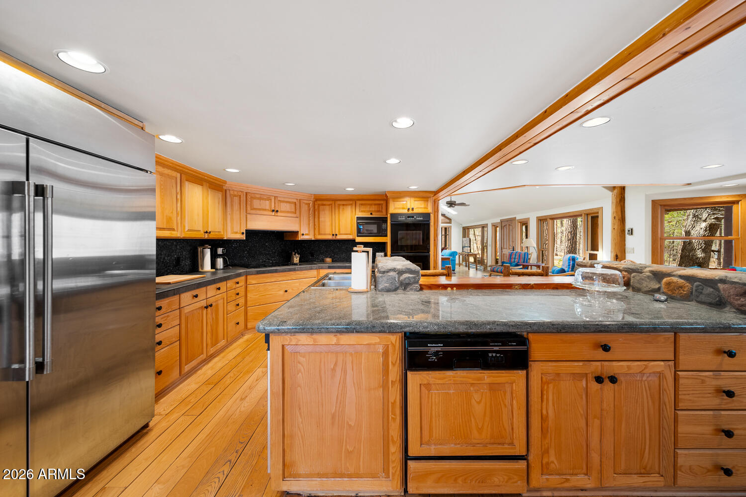2539 BUTTERFLY Lane
