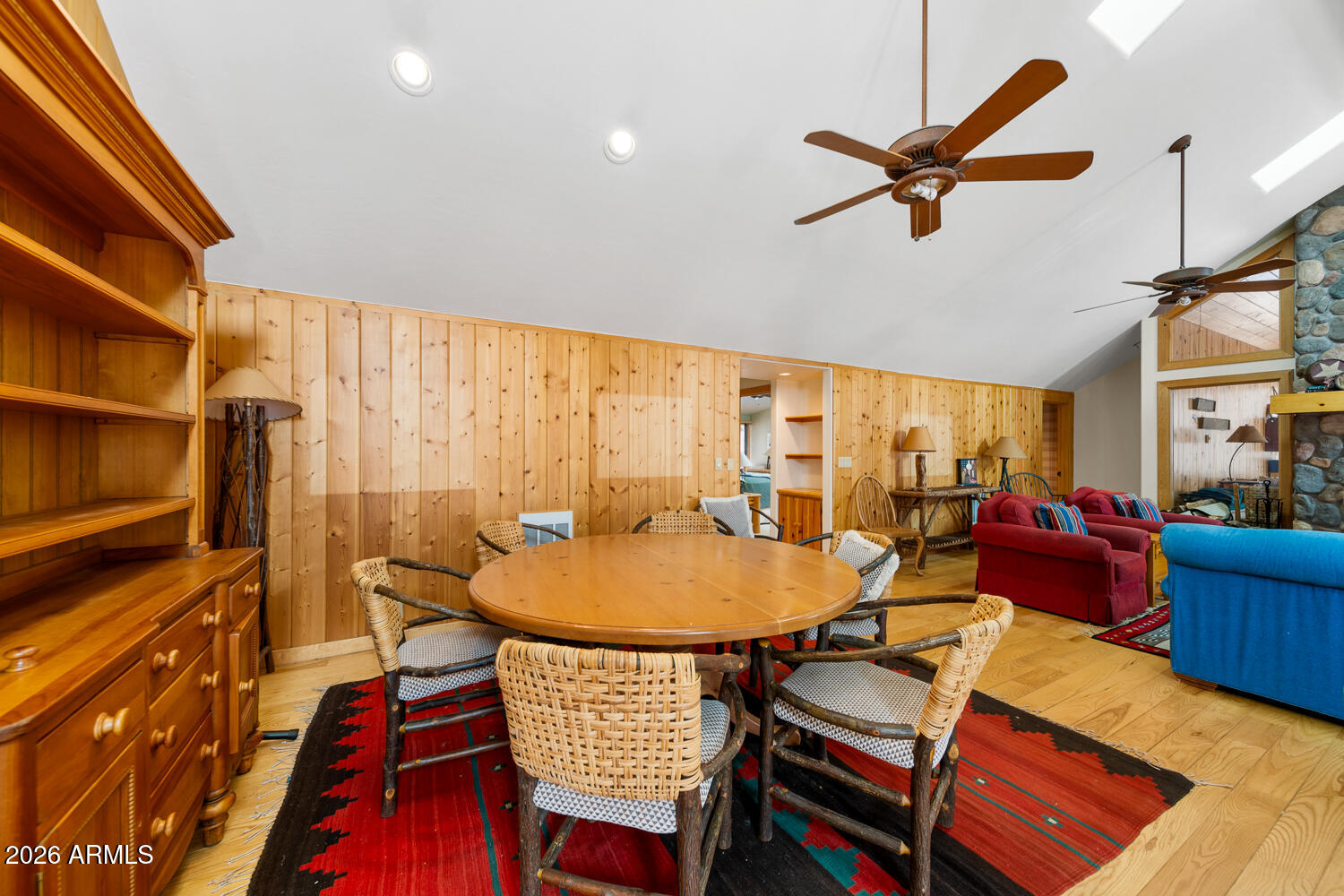 2539 BUTTERFLY Lane