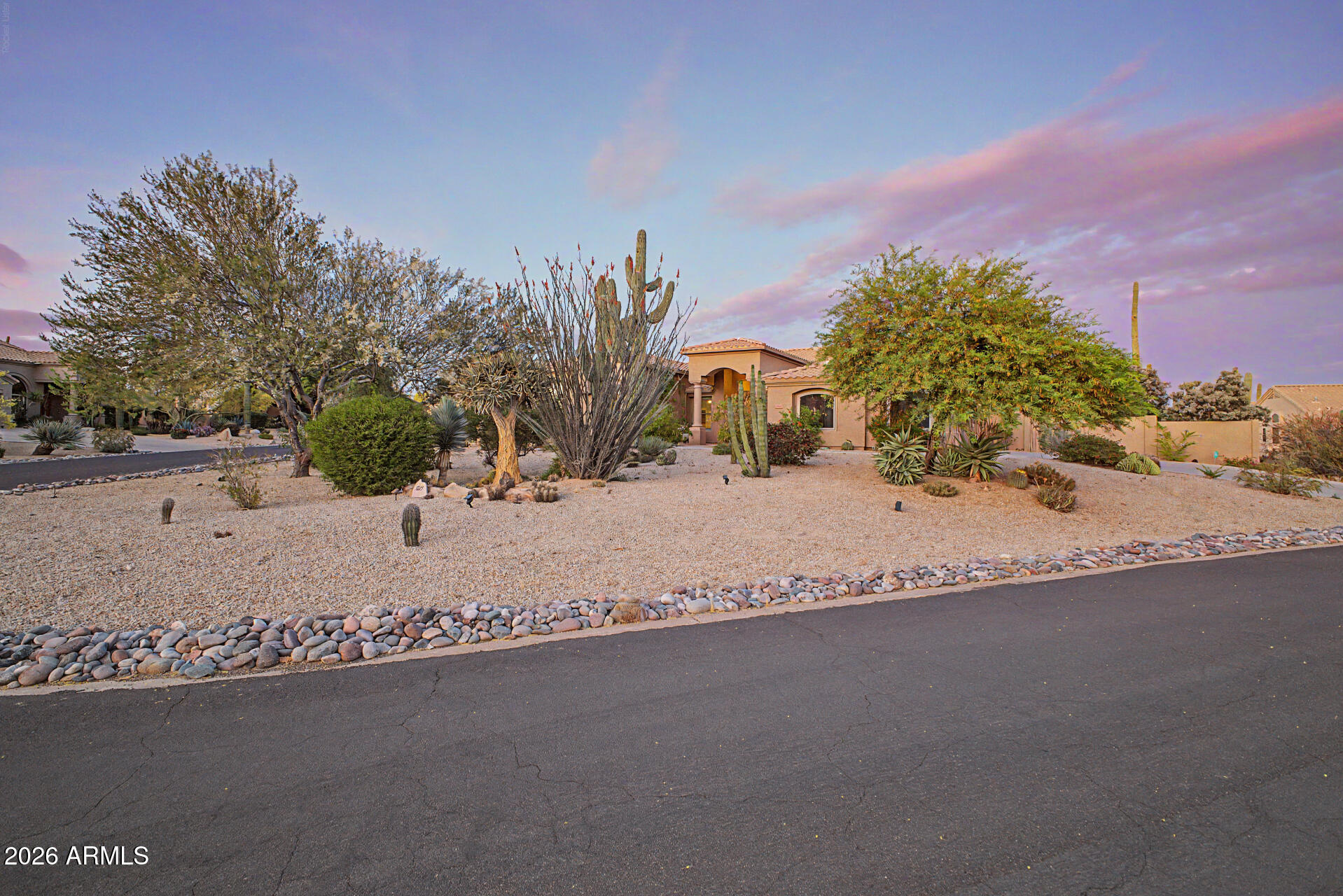 7025 E CARRIAGE TRAILS Drive
