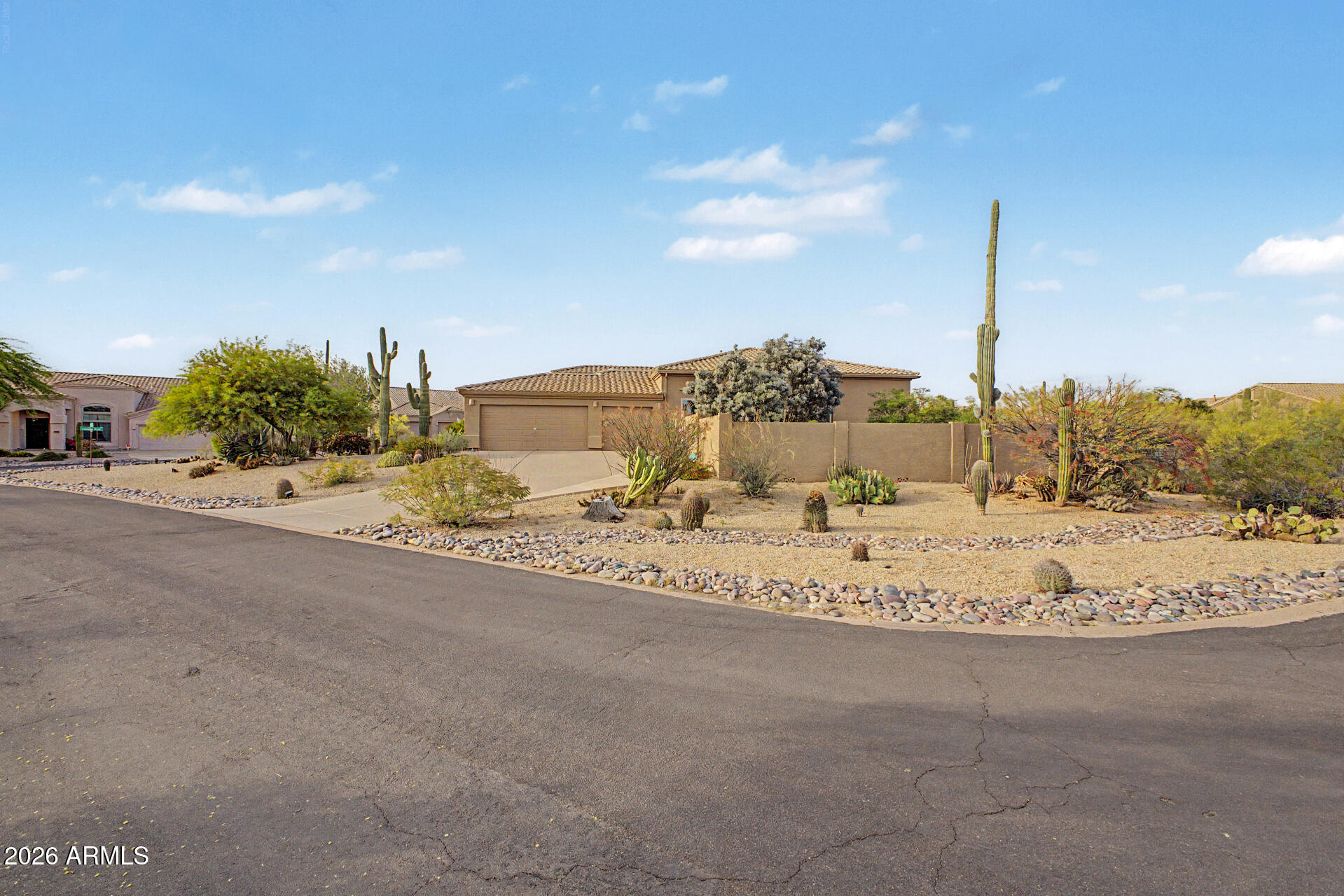 7025 E CARRIAGE TRAILS Drive