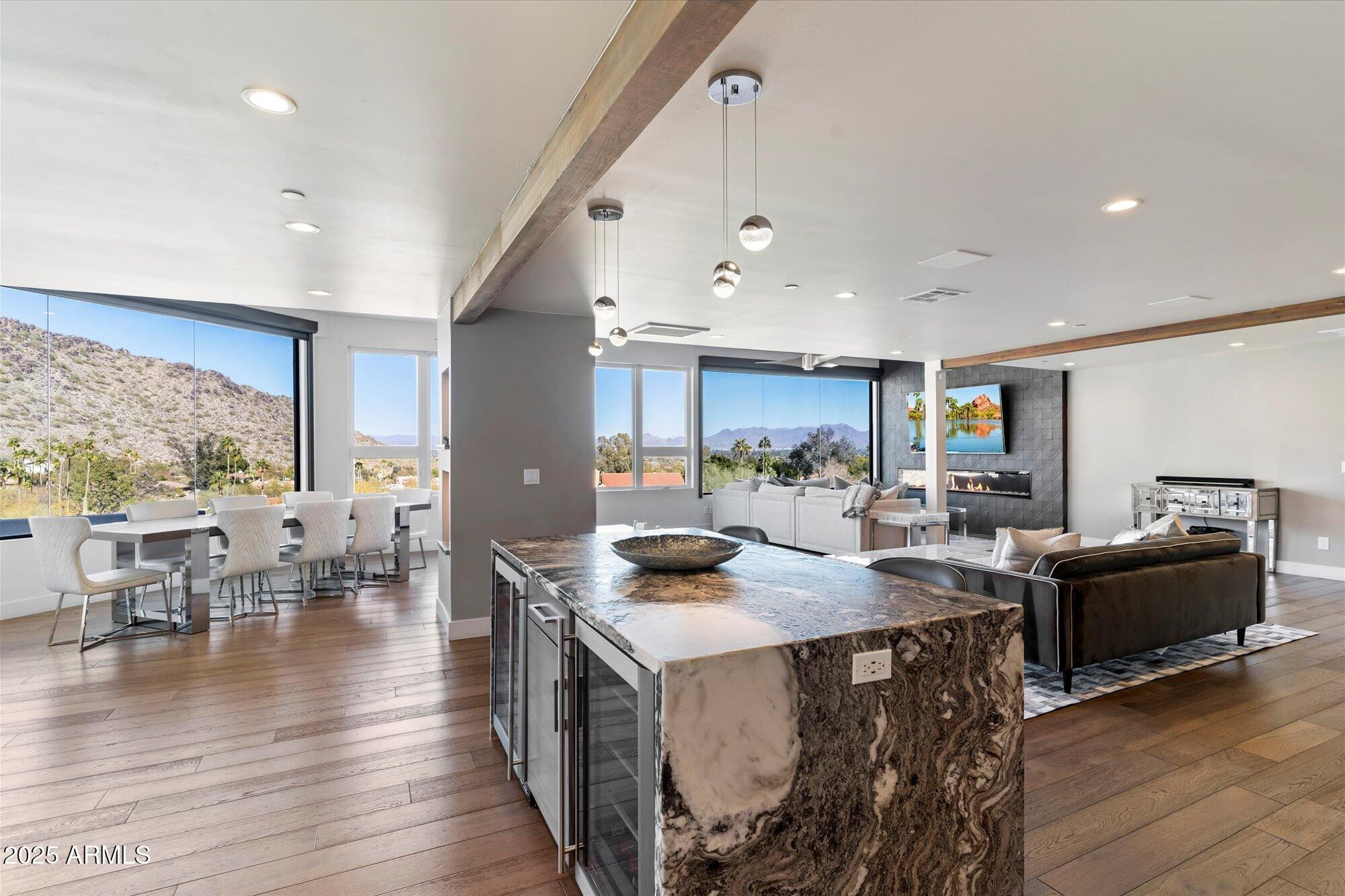 4401 E Sunset Drive