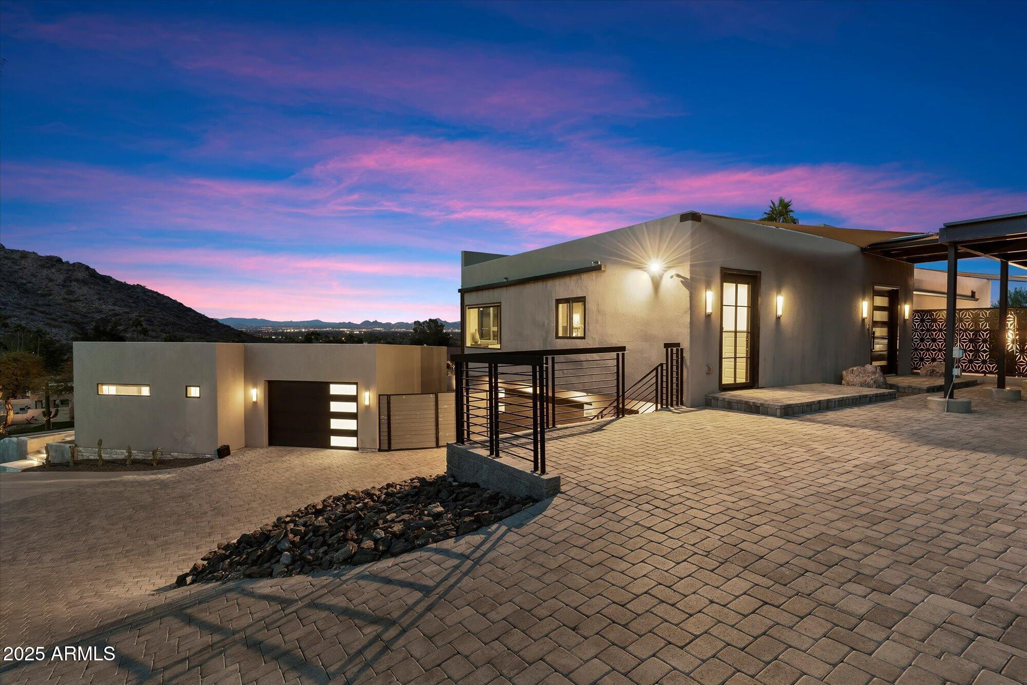 4401 E Sunset Drive