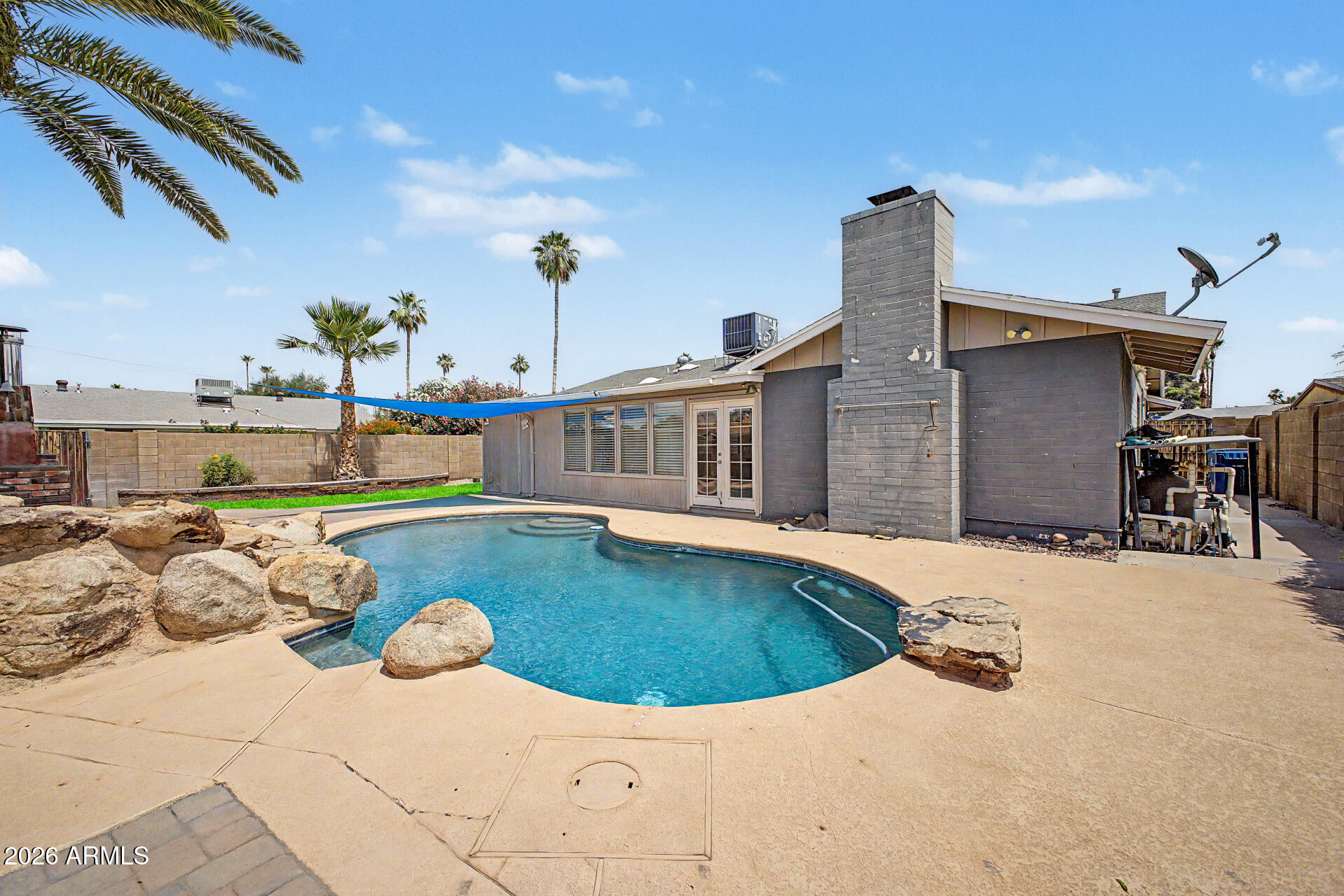 1951 E OXFORD Drive
