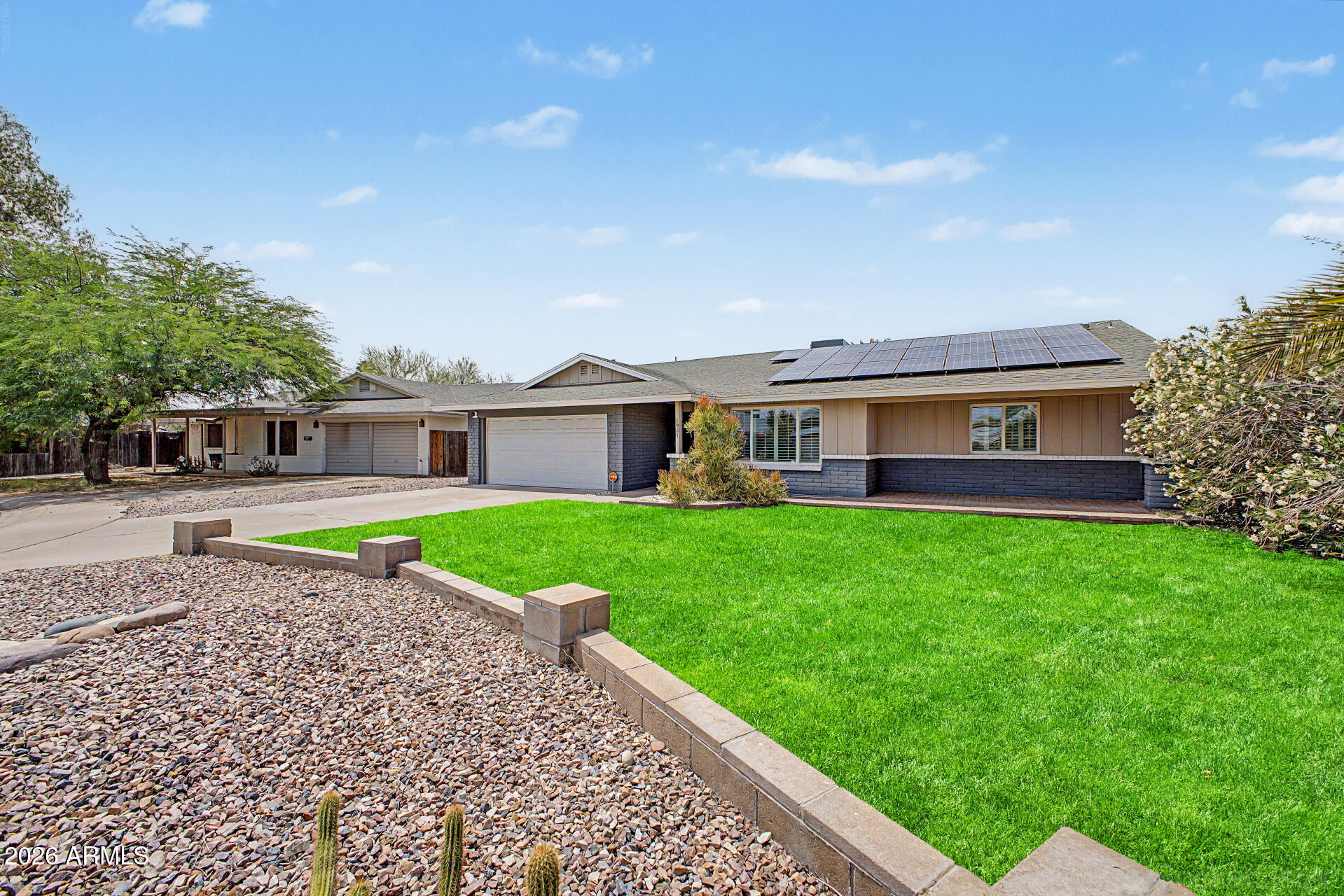 1951 E OXFORD Drive