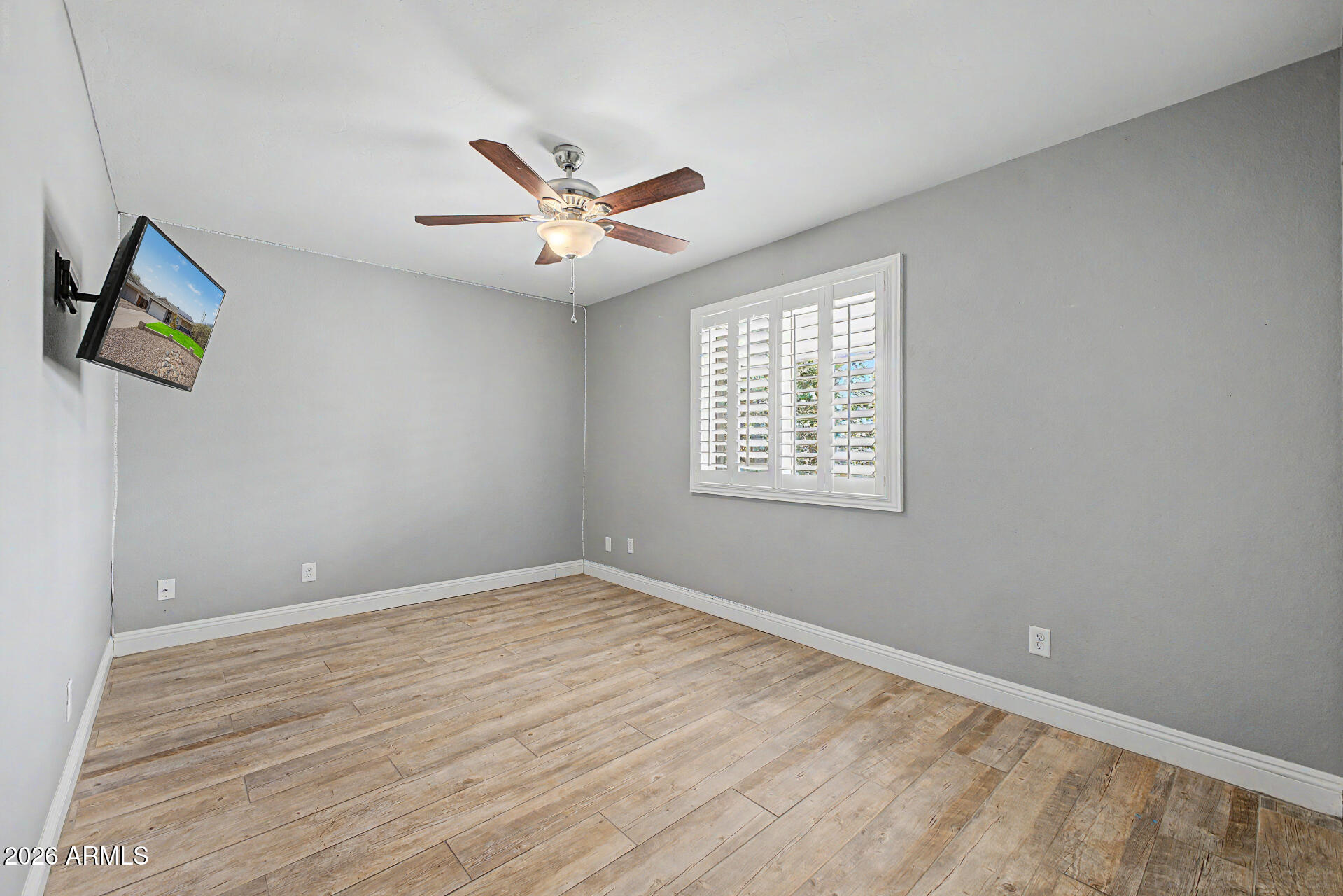 1951 E OXFORD Drive