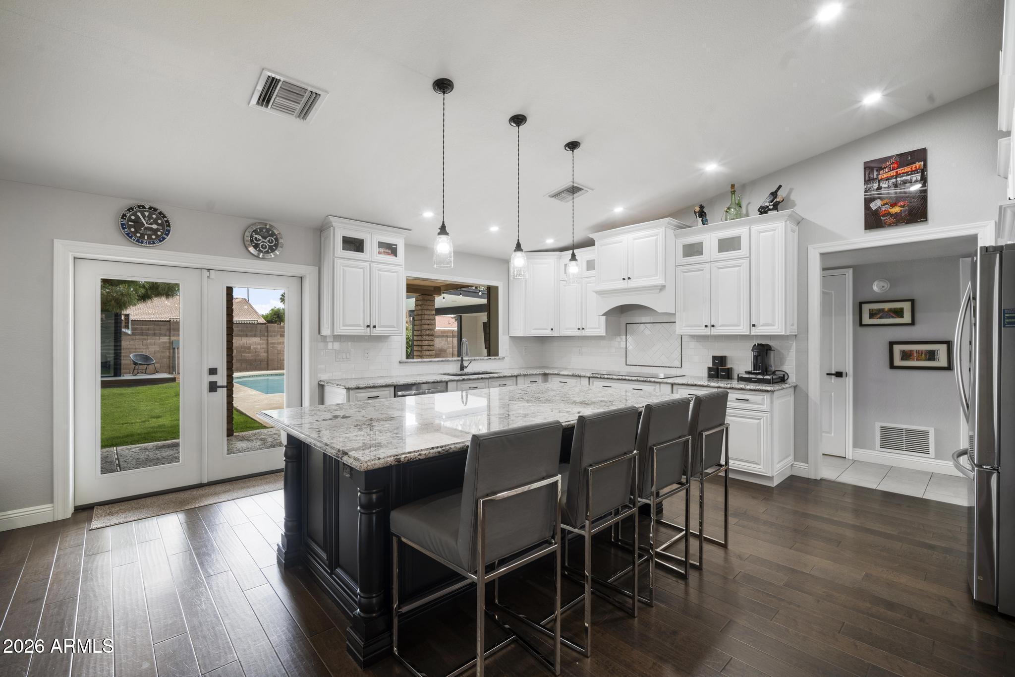 409 E CAROL ANN Way