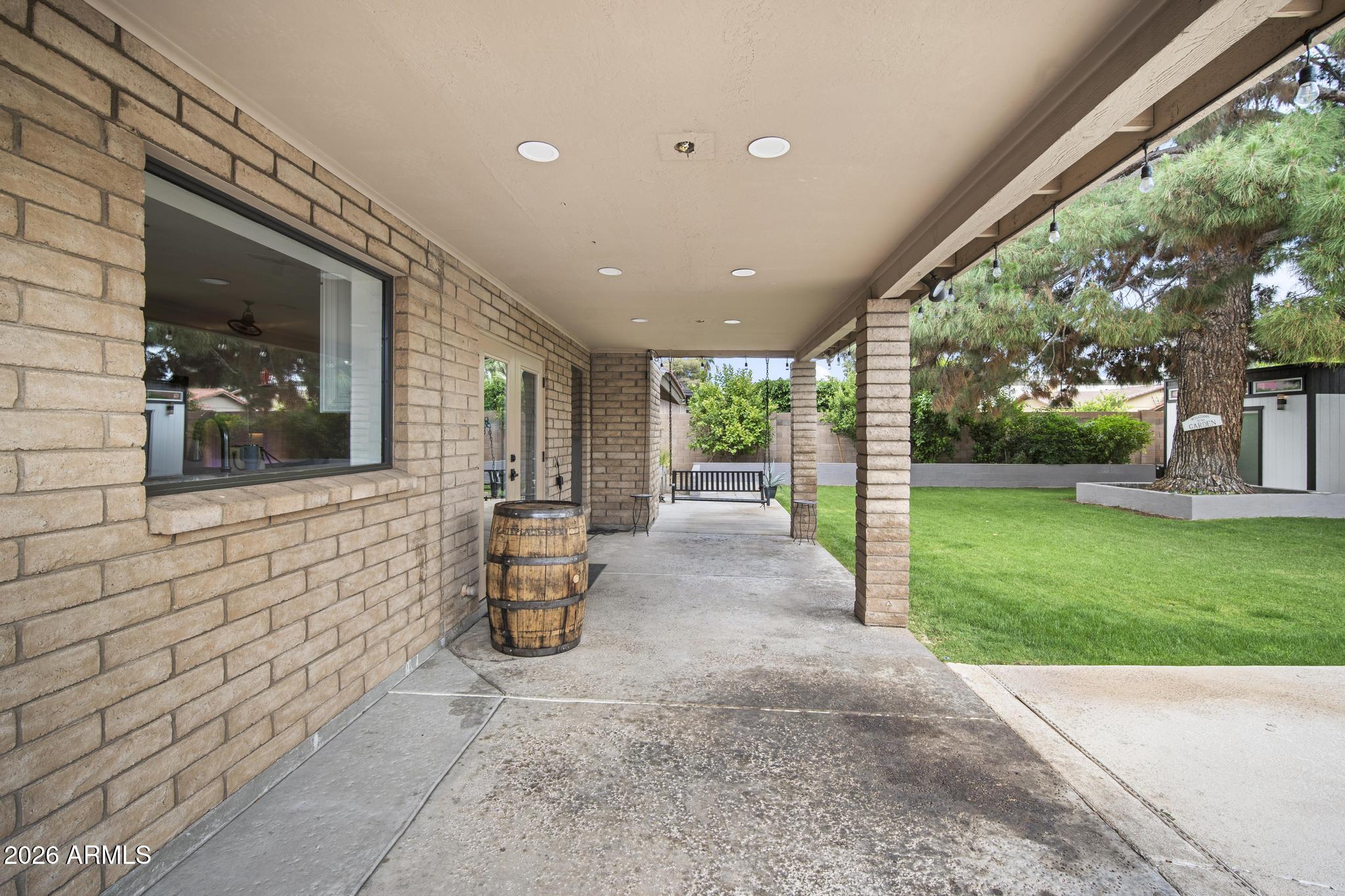 409 E CAROL ANN Way