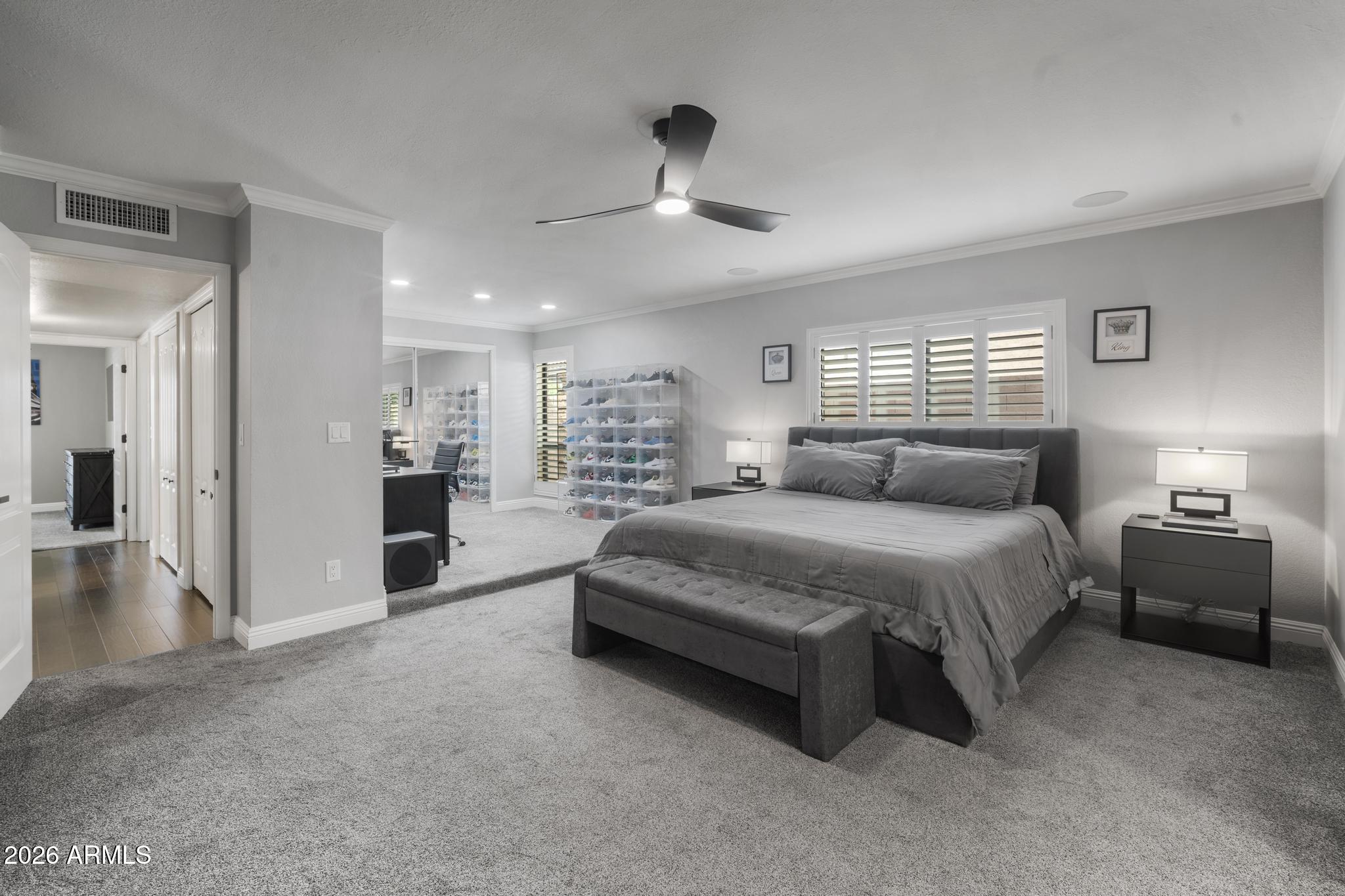 409 E CAROL ANN Way