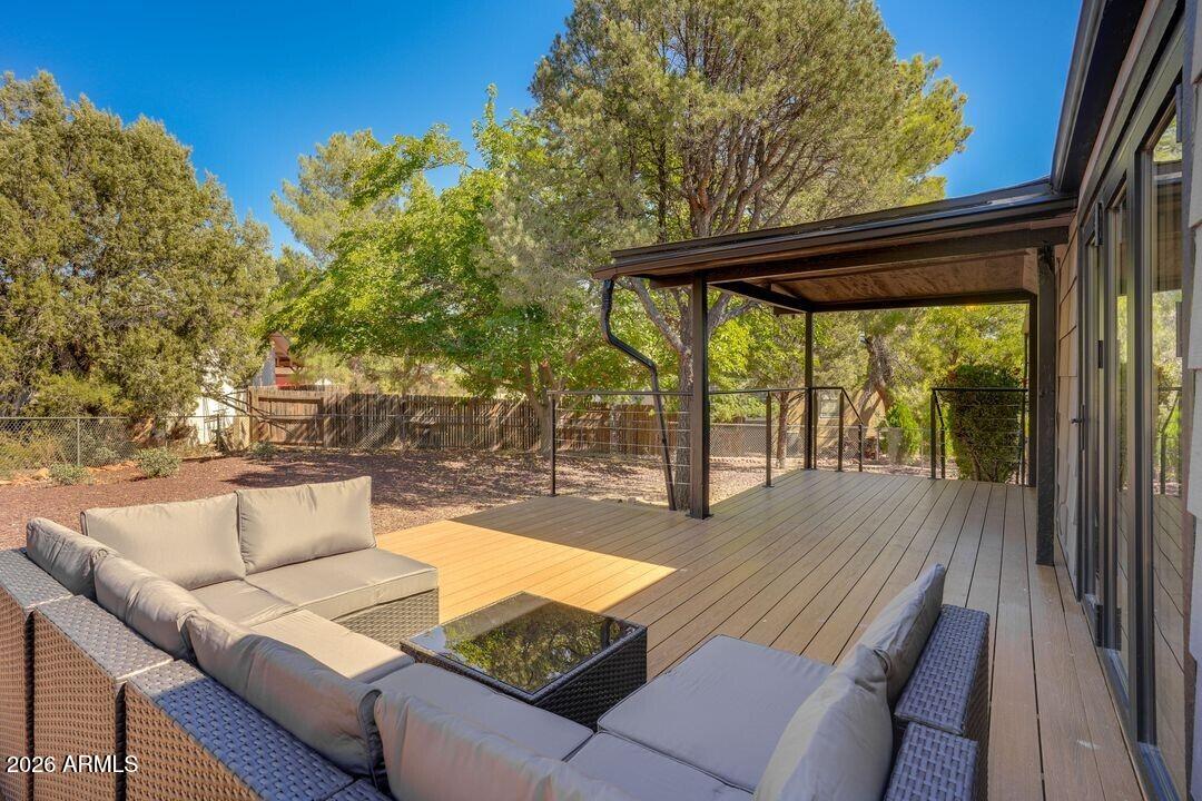 2570 BLUE HORIZON Road