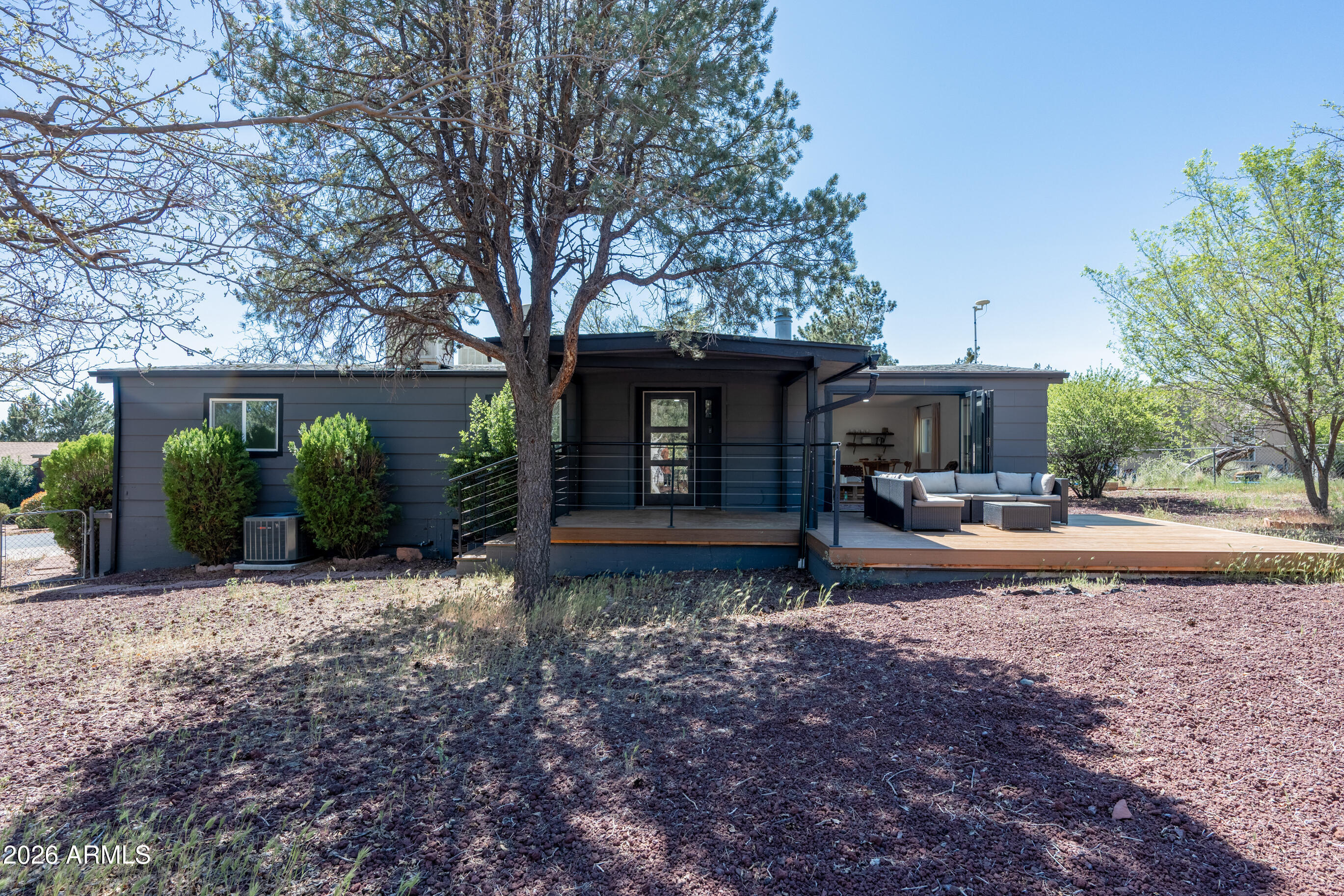 2570 BLUE HORIZON Road