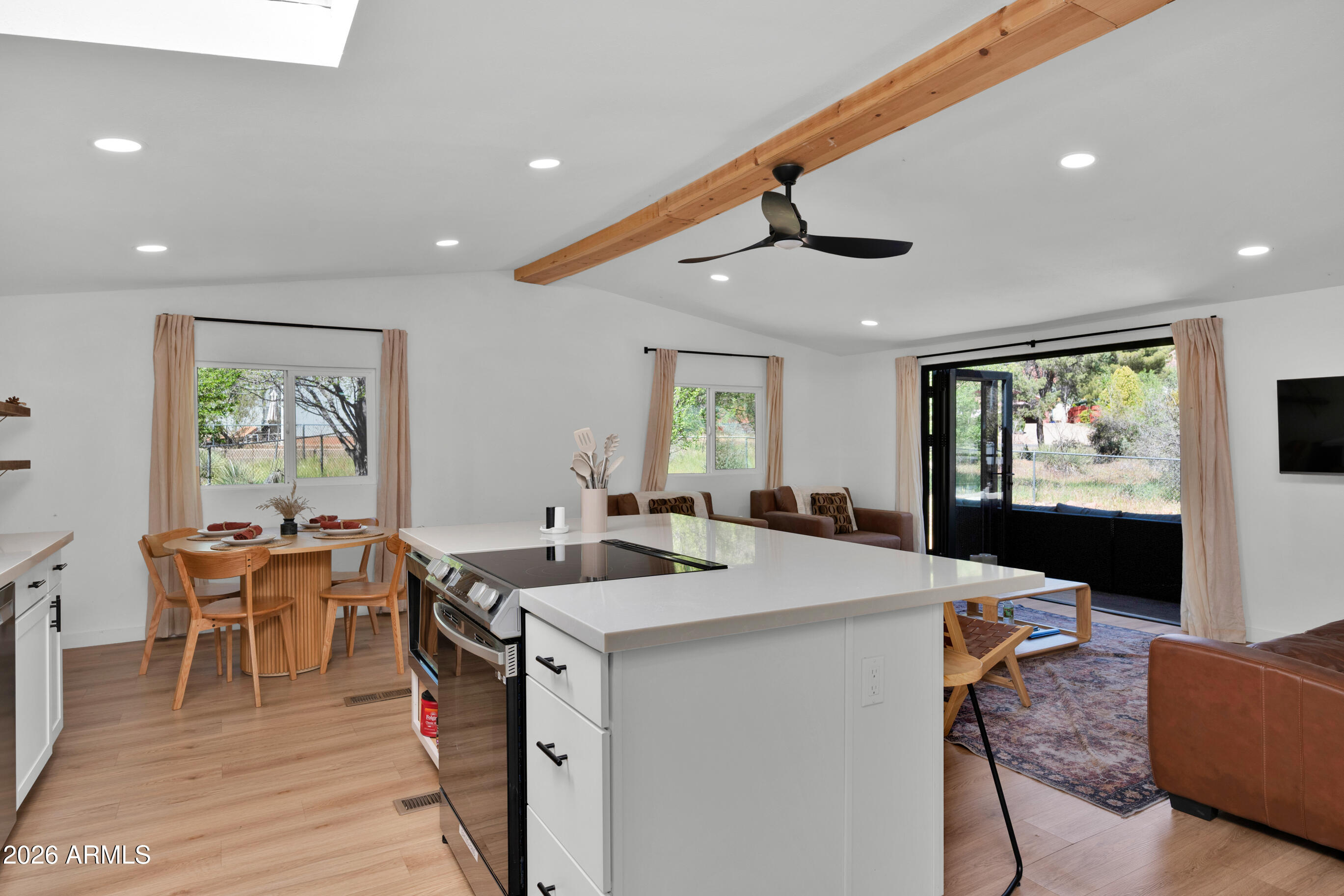 2570 BLUE HORIZON Road