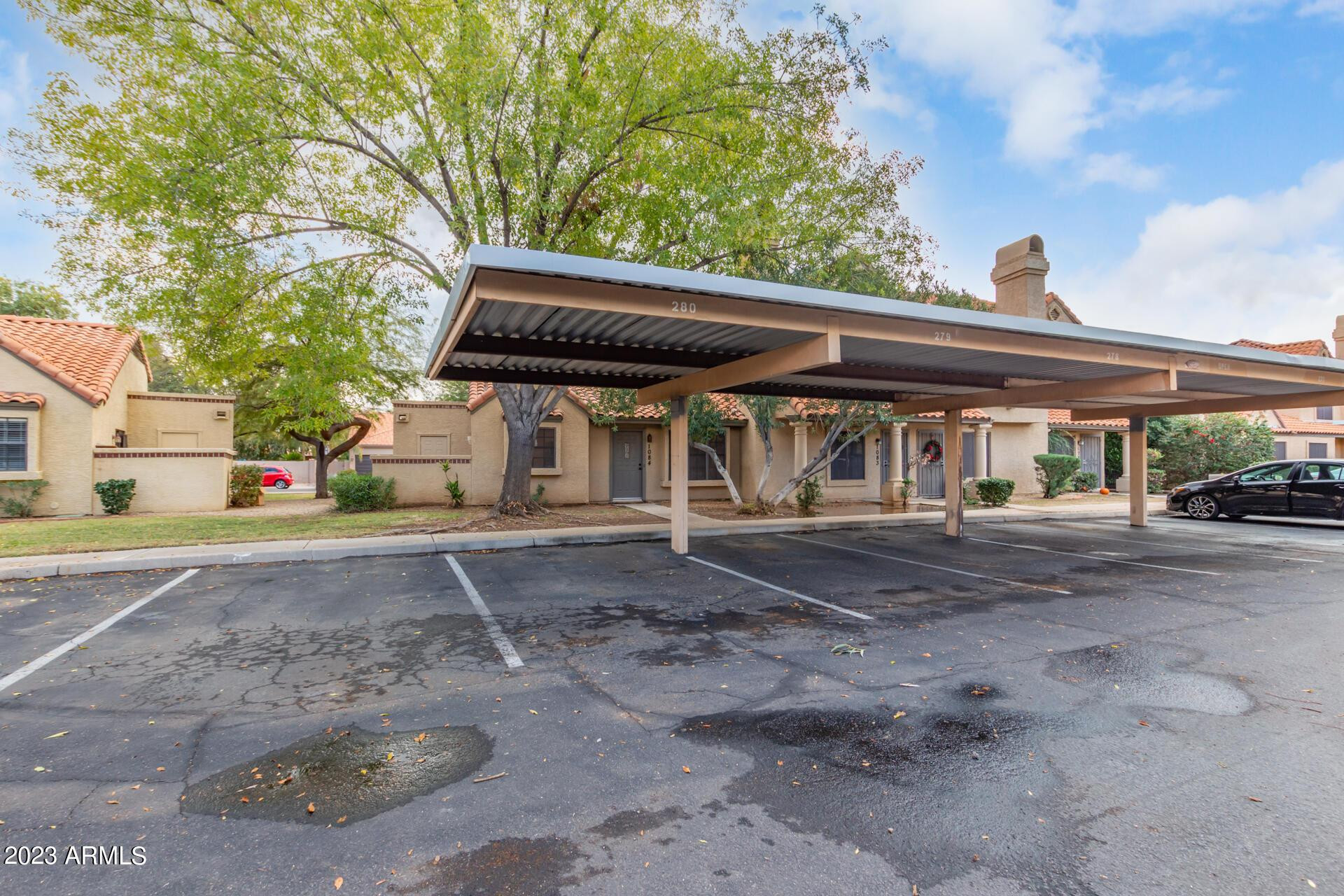 5704 E AIRE LIBRE Avenue 1084