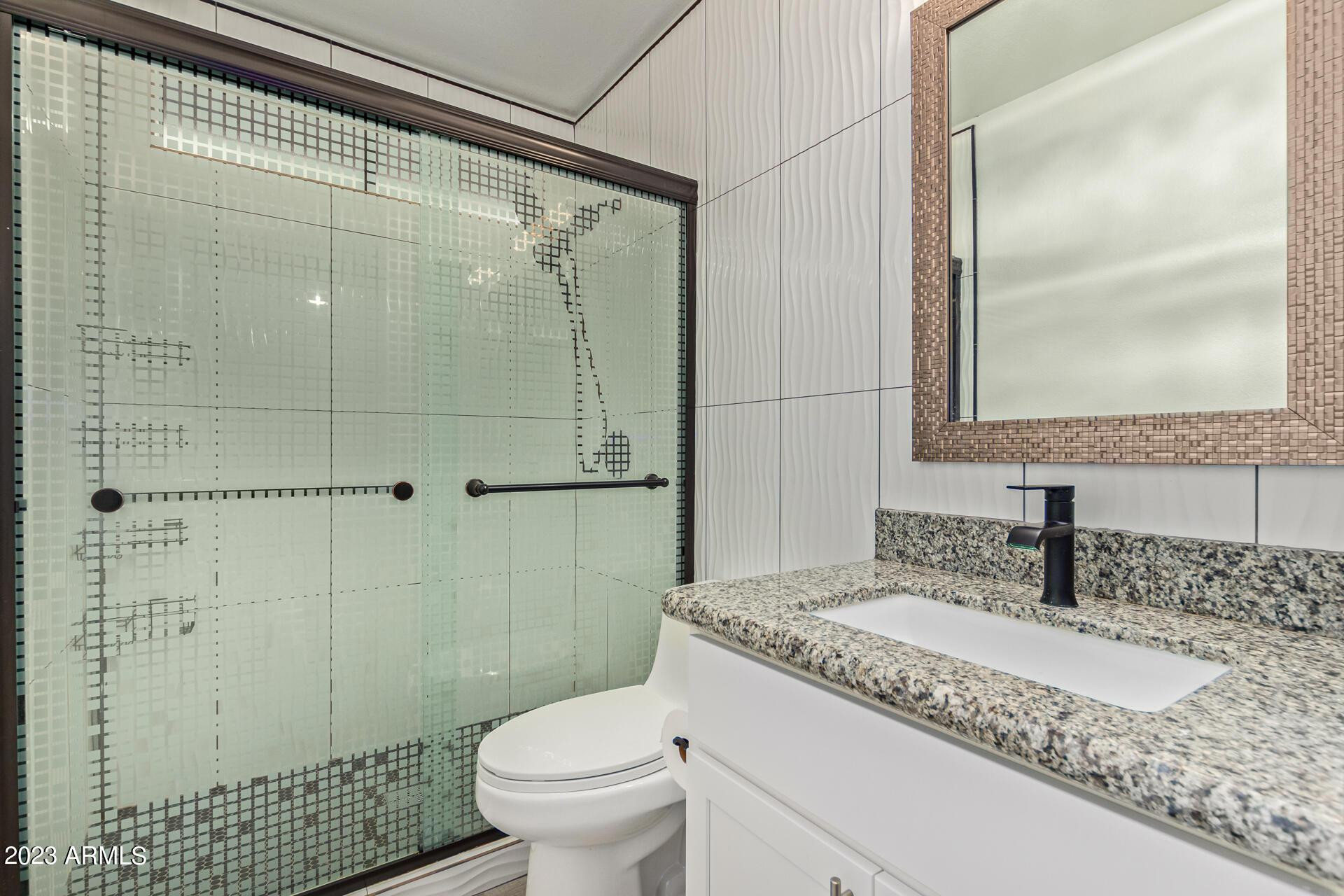 5704 E AIRE LIBRE Avenue 1084