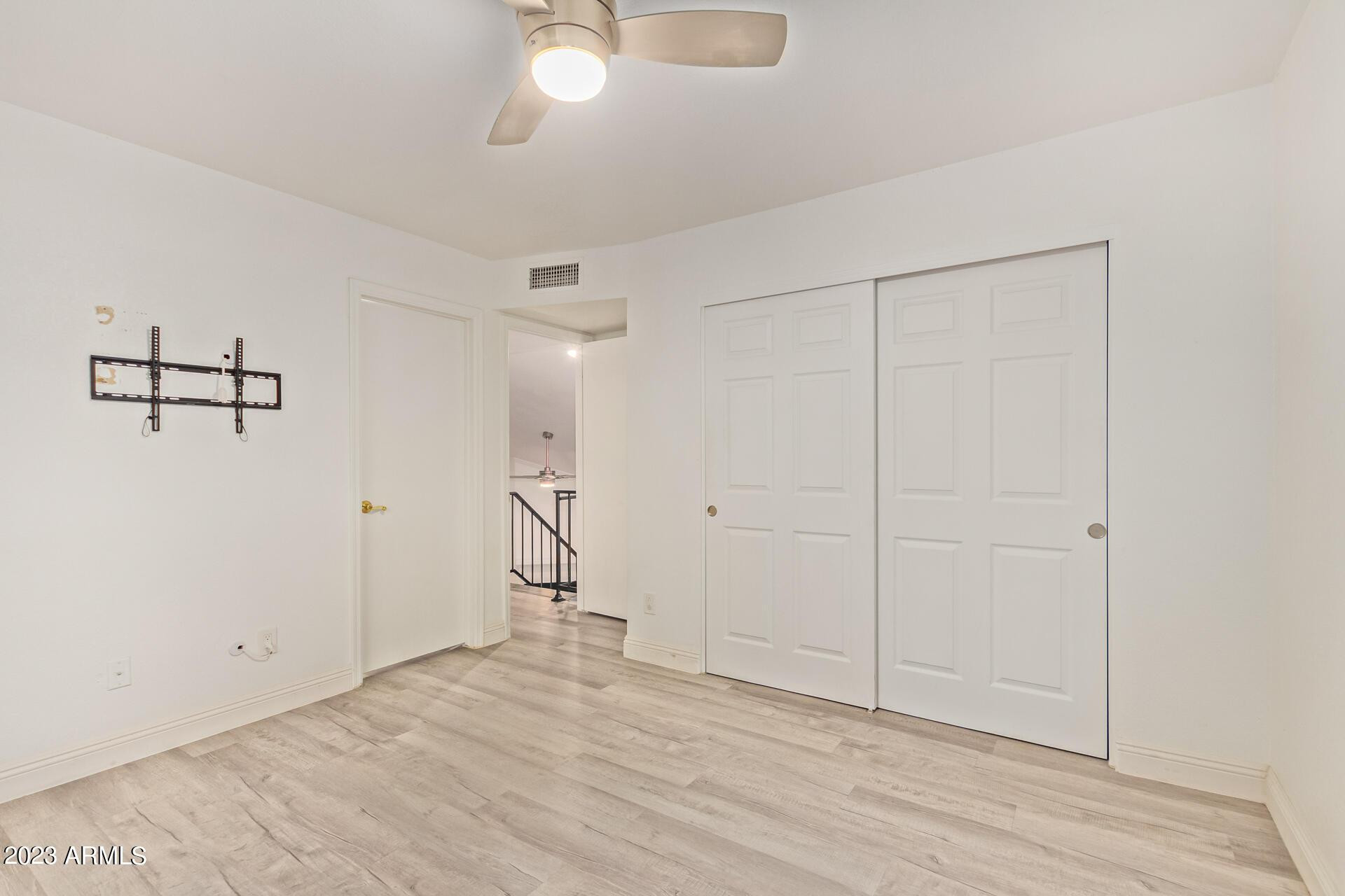 5704 E AIRE LIBRE Avenue 1084