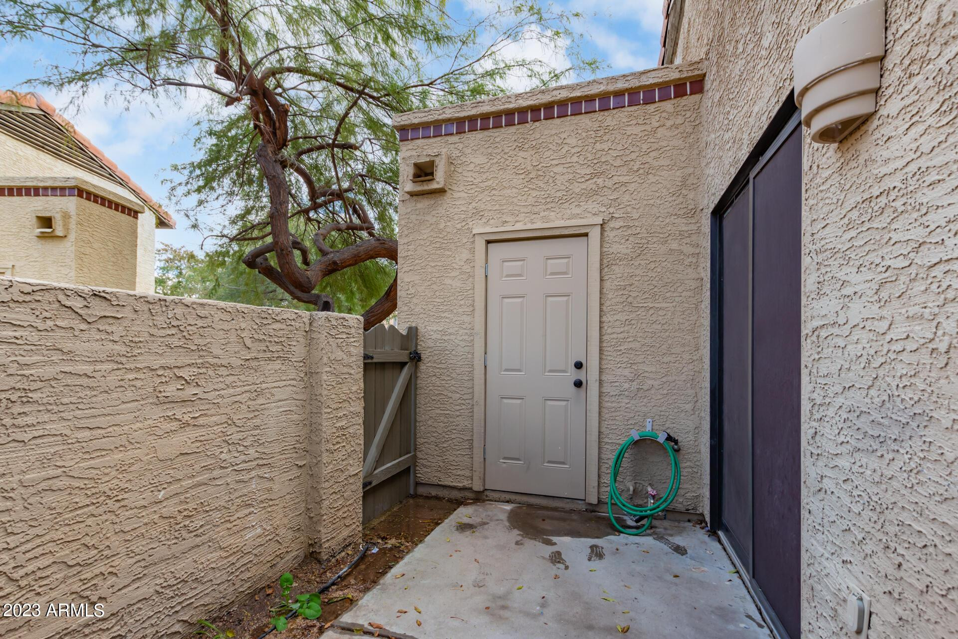 5704 E AIRE LIBRE Avenue 1084