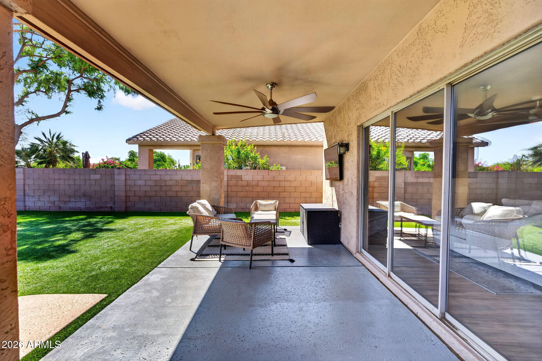 9655 E LUDLOW Drive