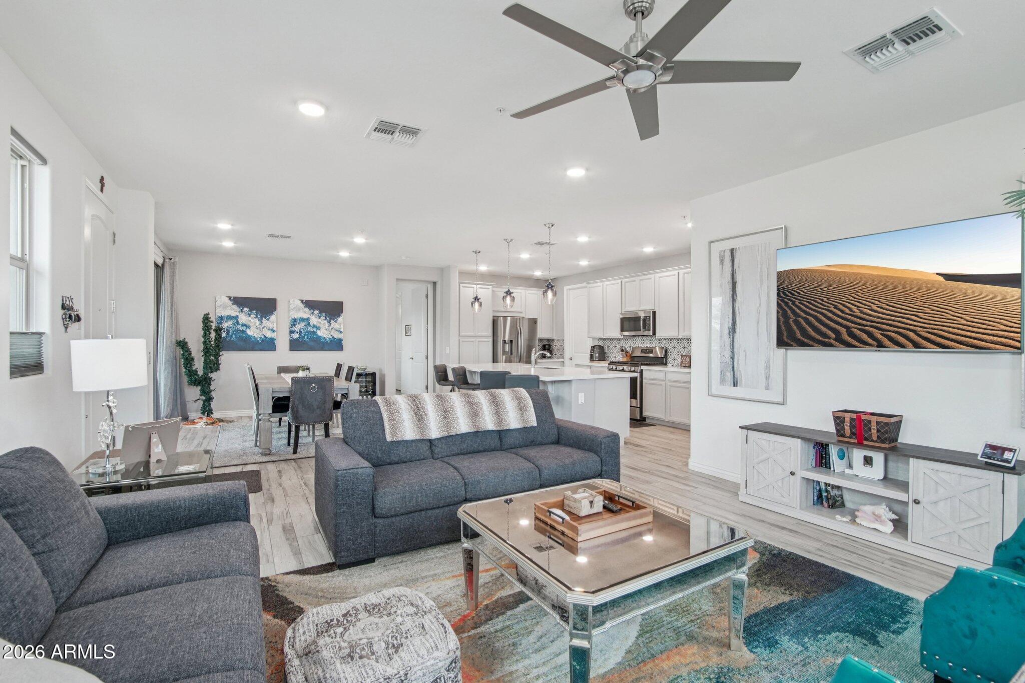 5100 E RANCHO PALOMA Drive 2072