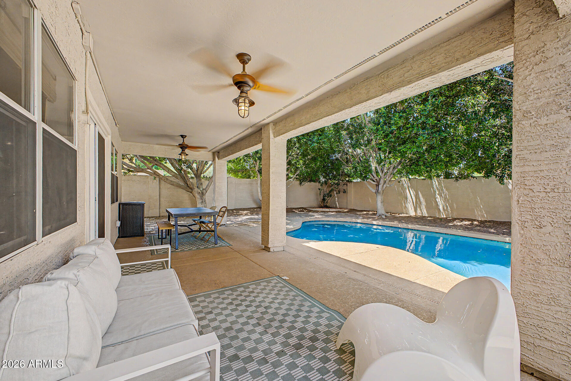 7826 W KERRY Lane