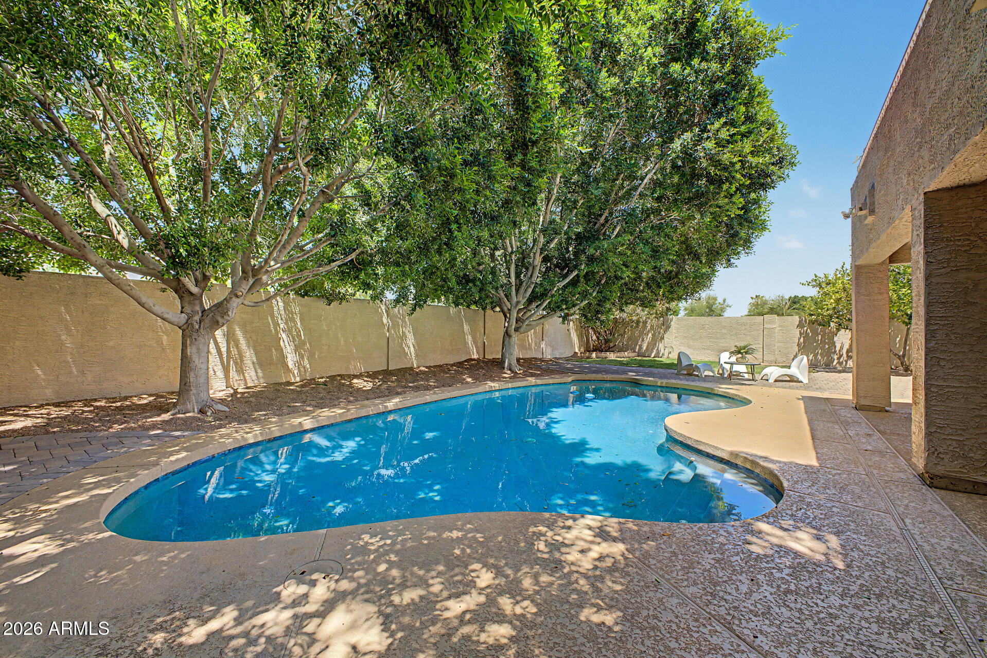 7826 W KERRY Lane