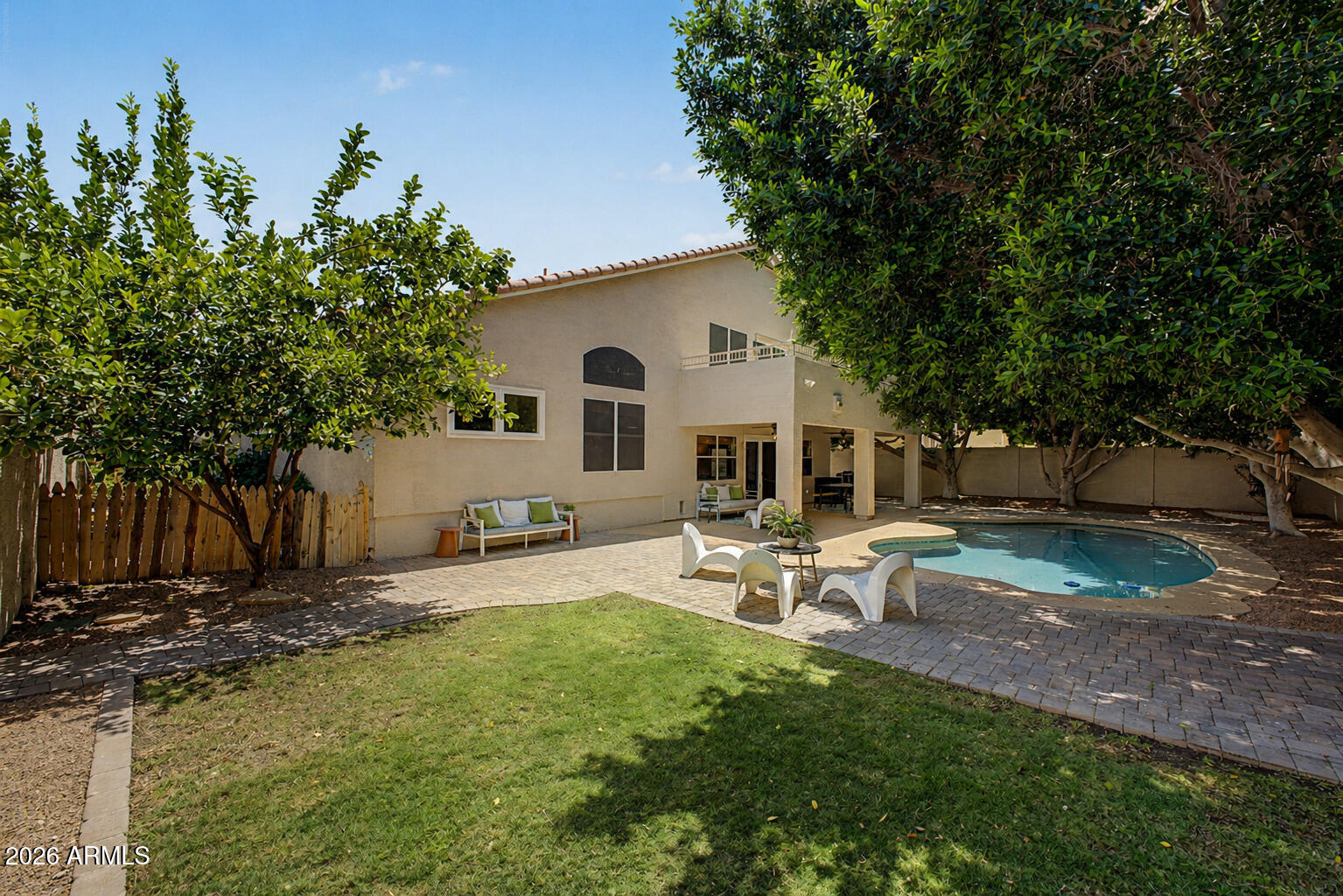 7826 W KERRY Lane
