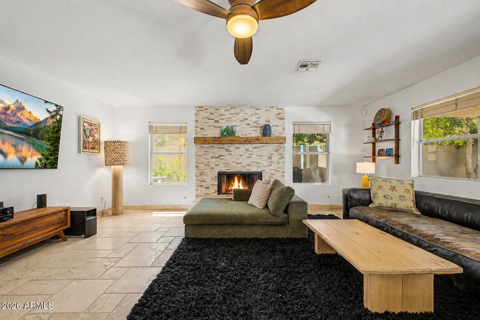 7826 W KERRY Lane