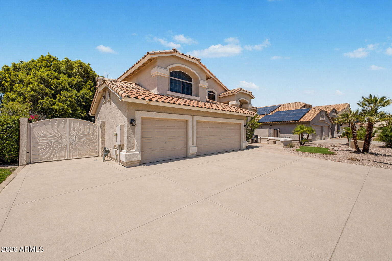 7826 W KERRY Lane