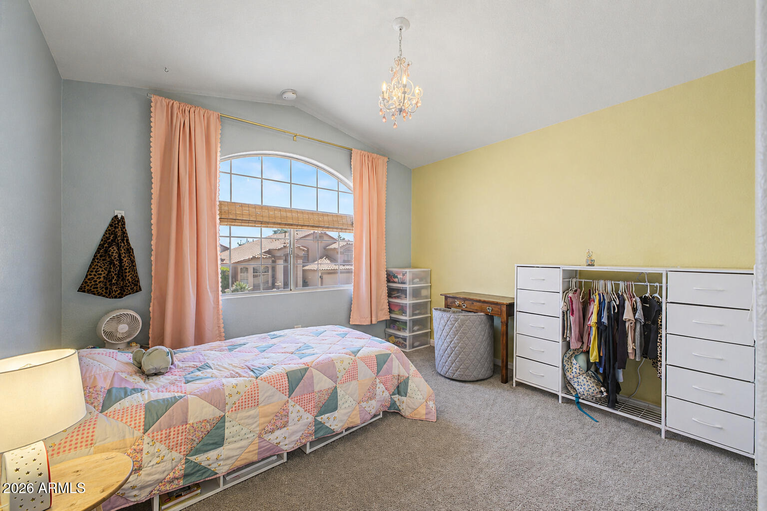 7826 W KERRY Lane