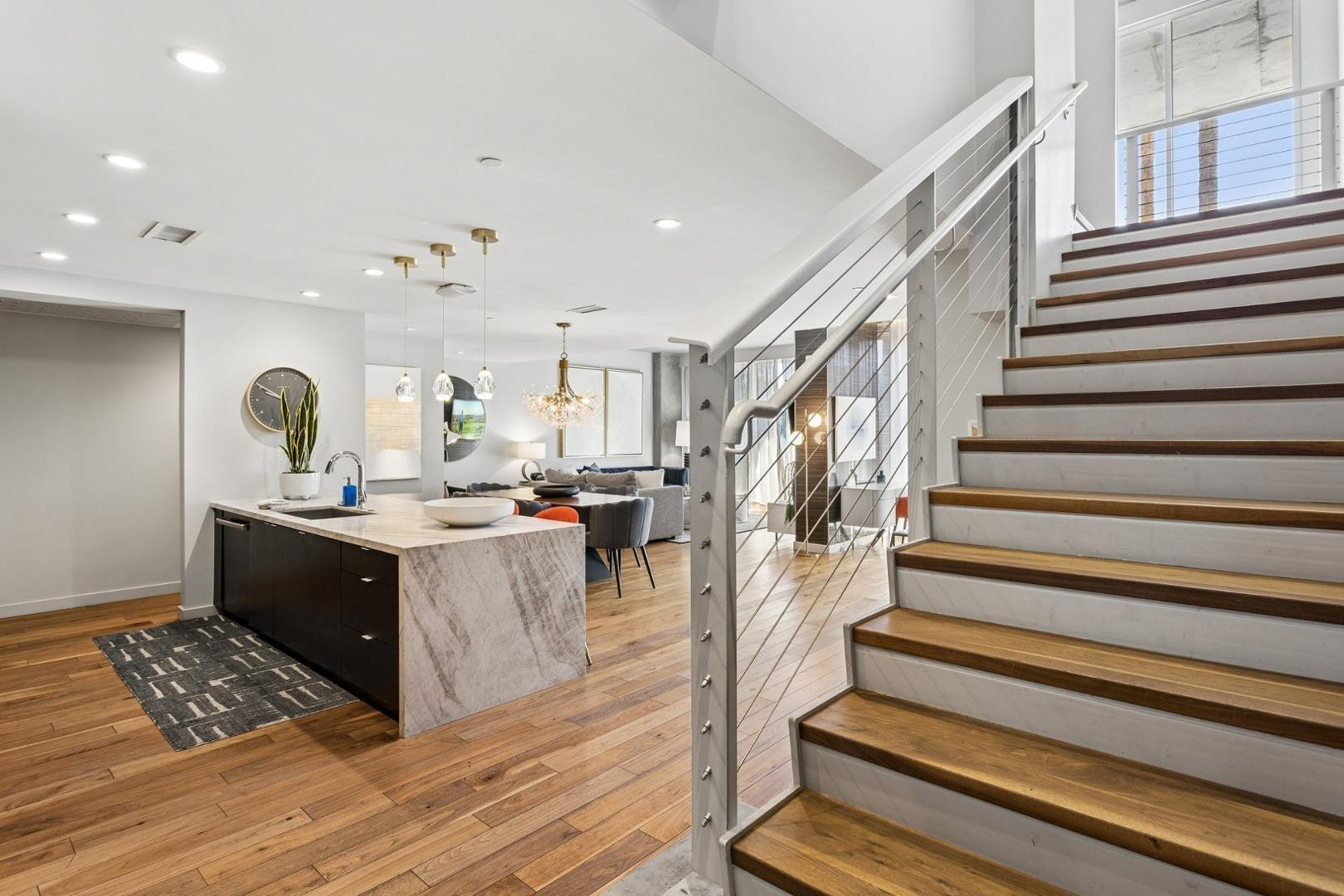 5455 E Lincoln Drive 1010