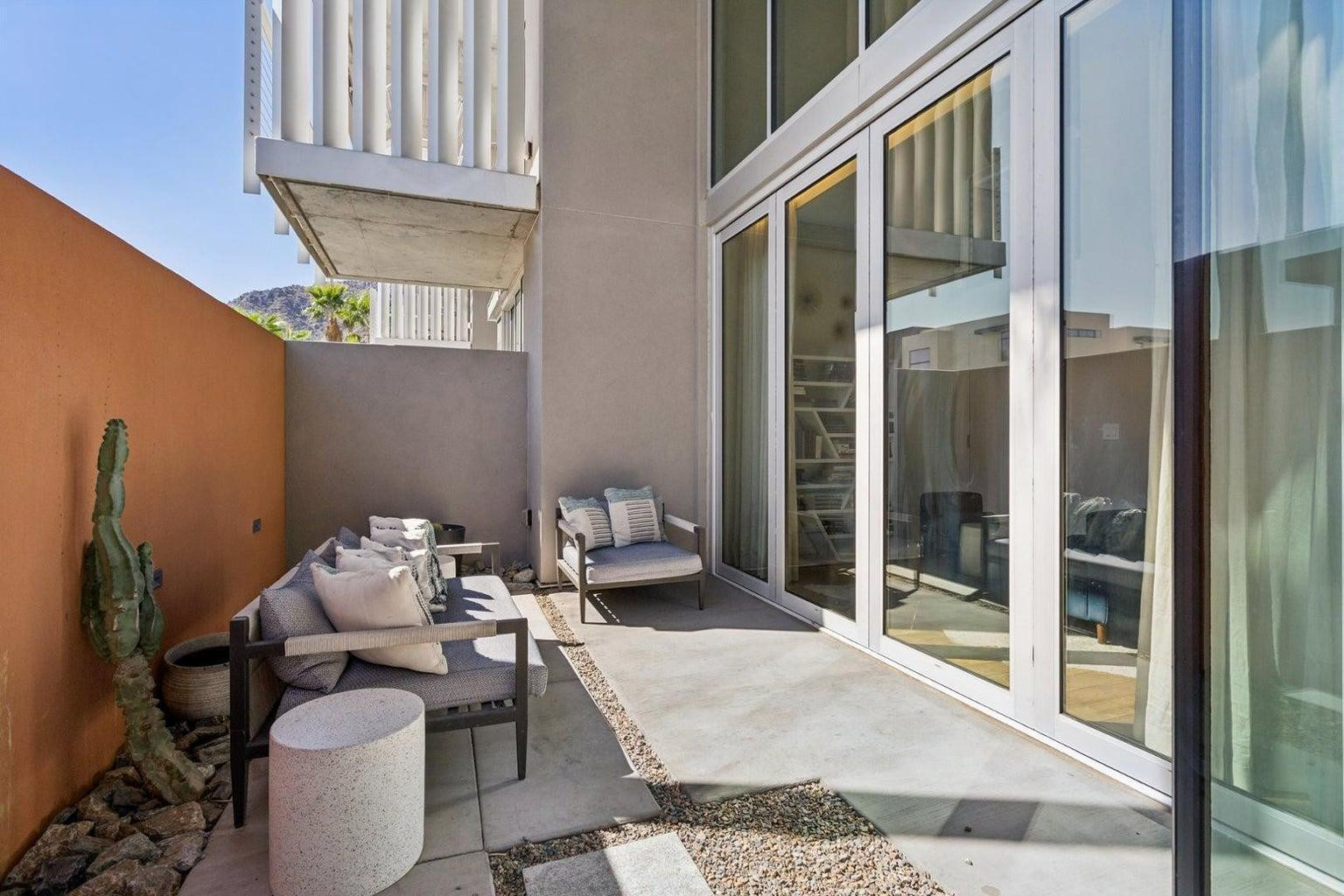 5455 E Lincoln Drive 1010
