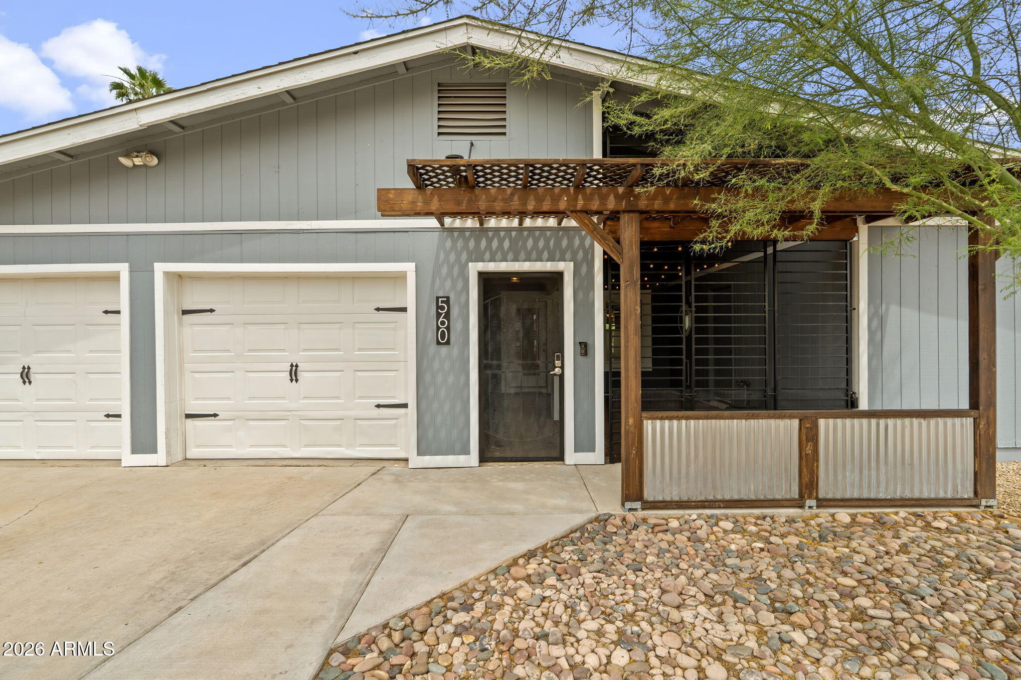 560 W EMERALD Avenue