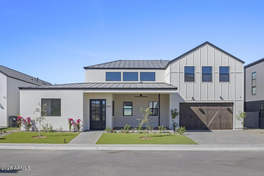 8511 S 9TH Drive 15