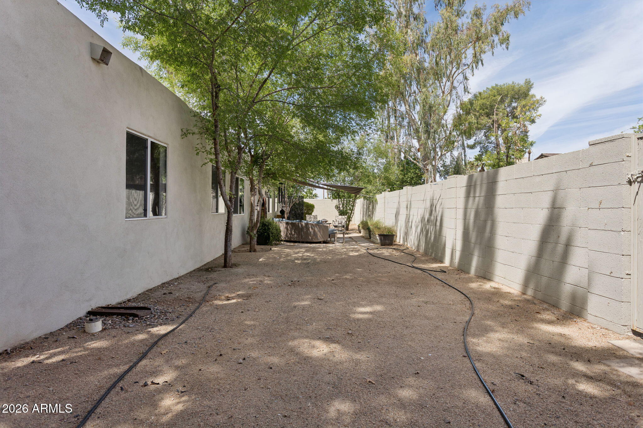 124 W El Caminito Drive