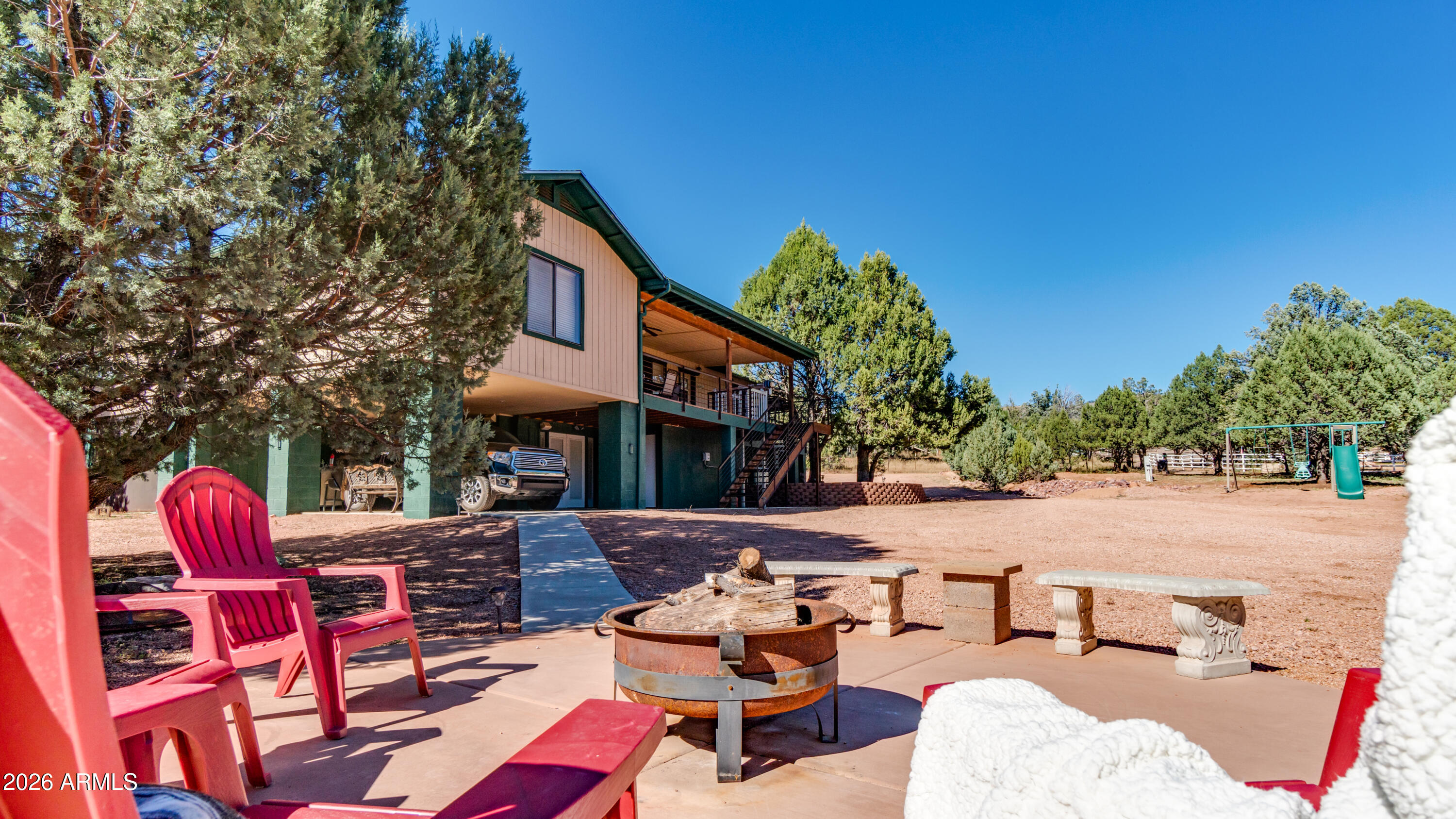 131 E JACKSHOE Trail