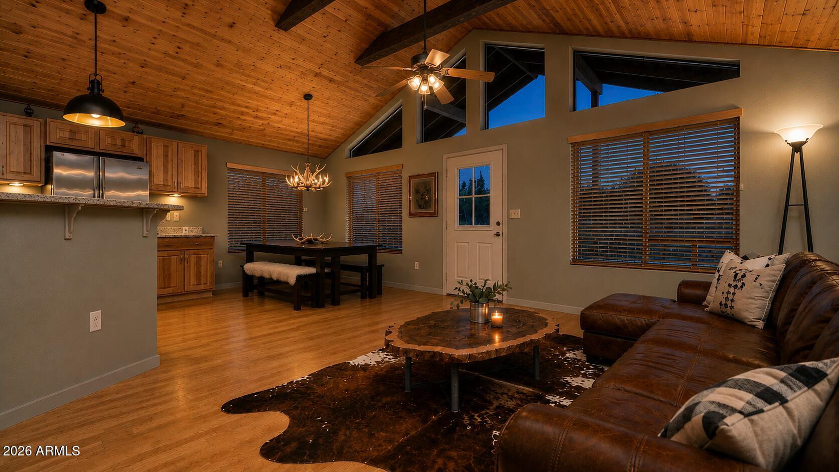 131 E JACKSHOE Trail