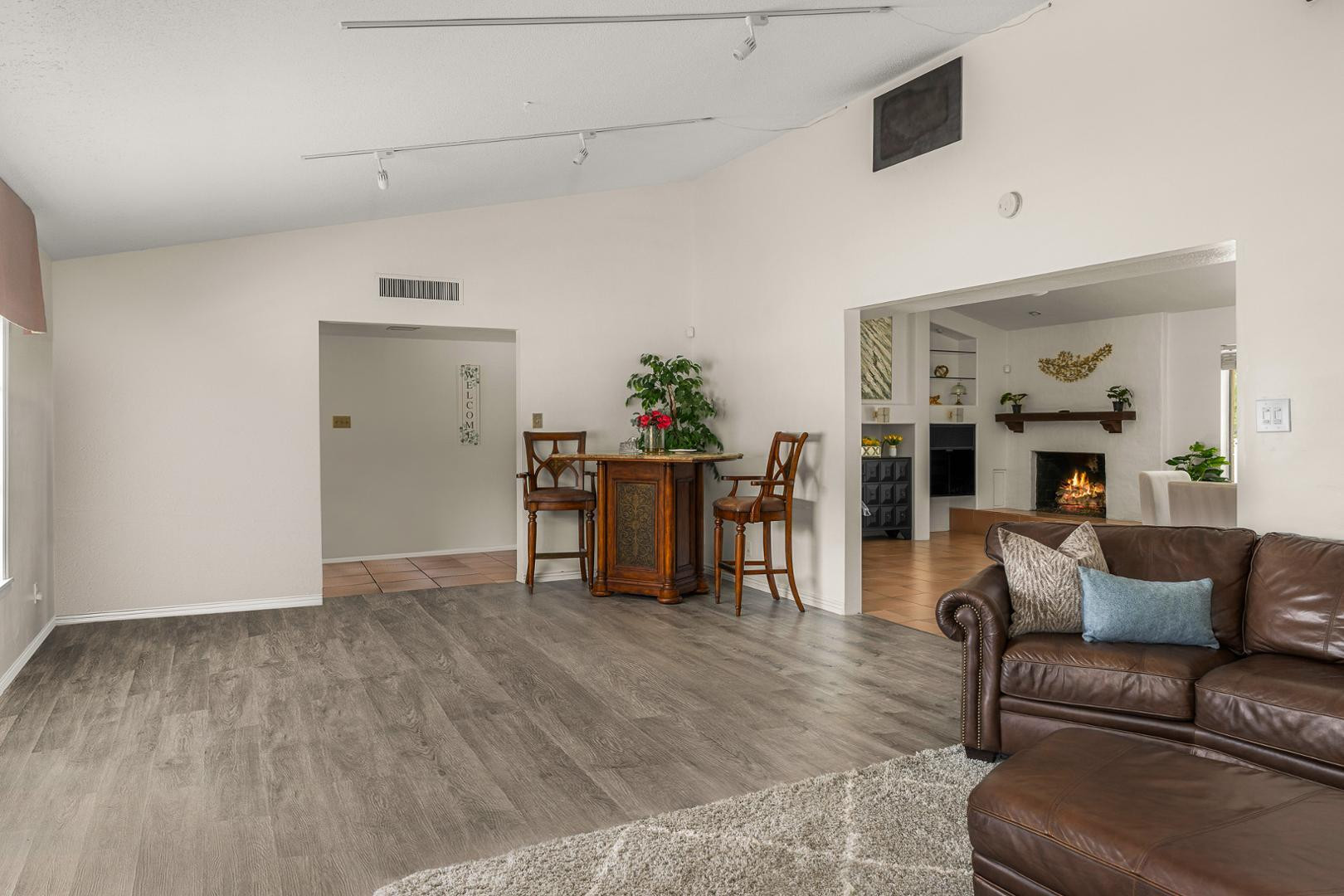 5901 E Cactus Wren Road