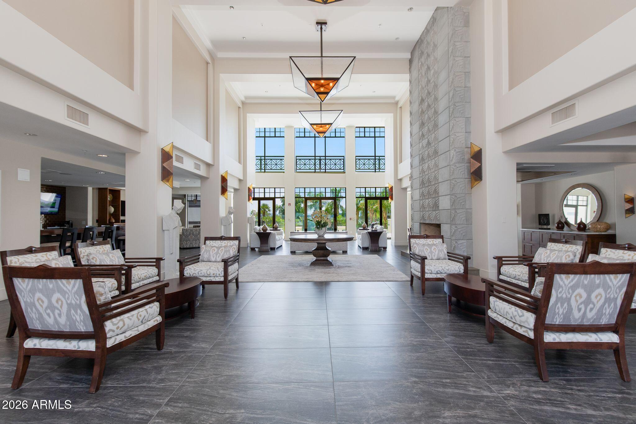 8 E BILTMORE Estate 114