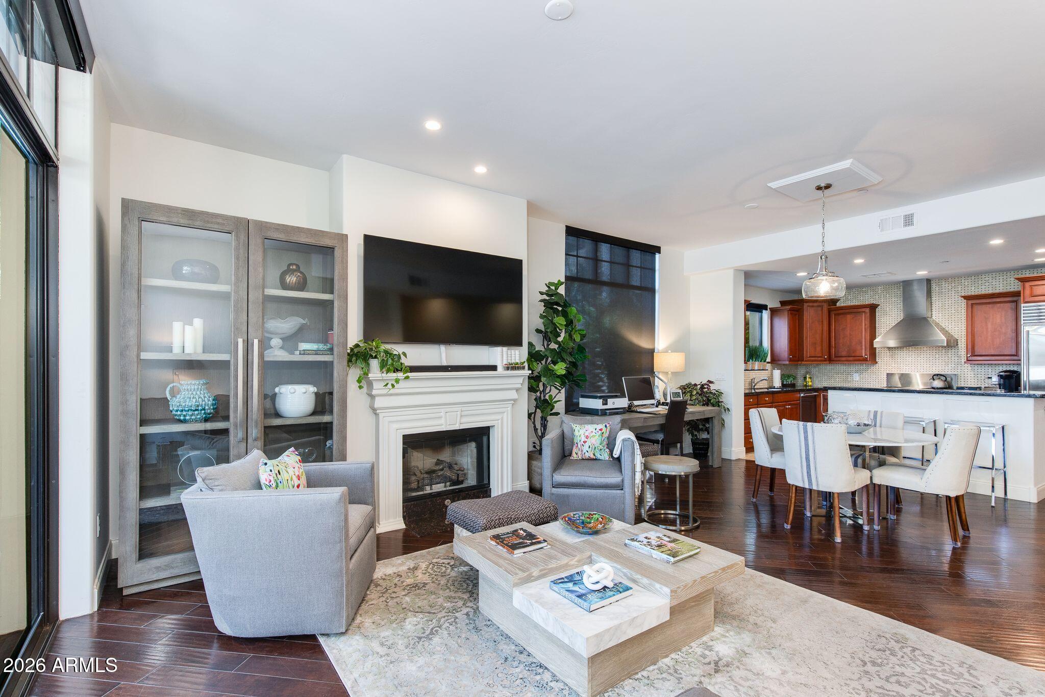 8 E BILTMORE Estate 114