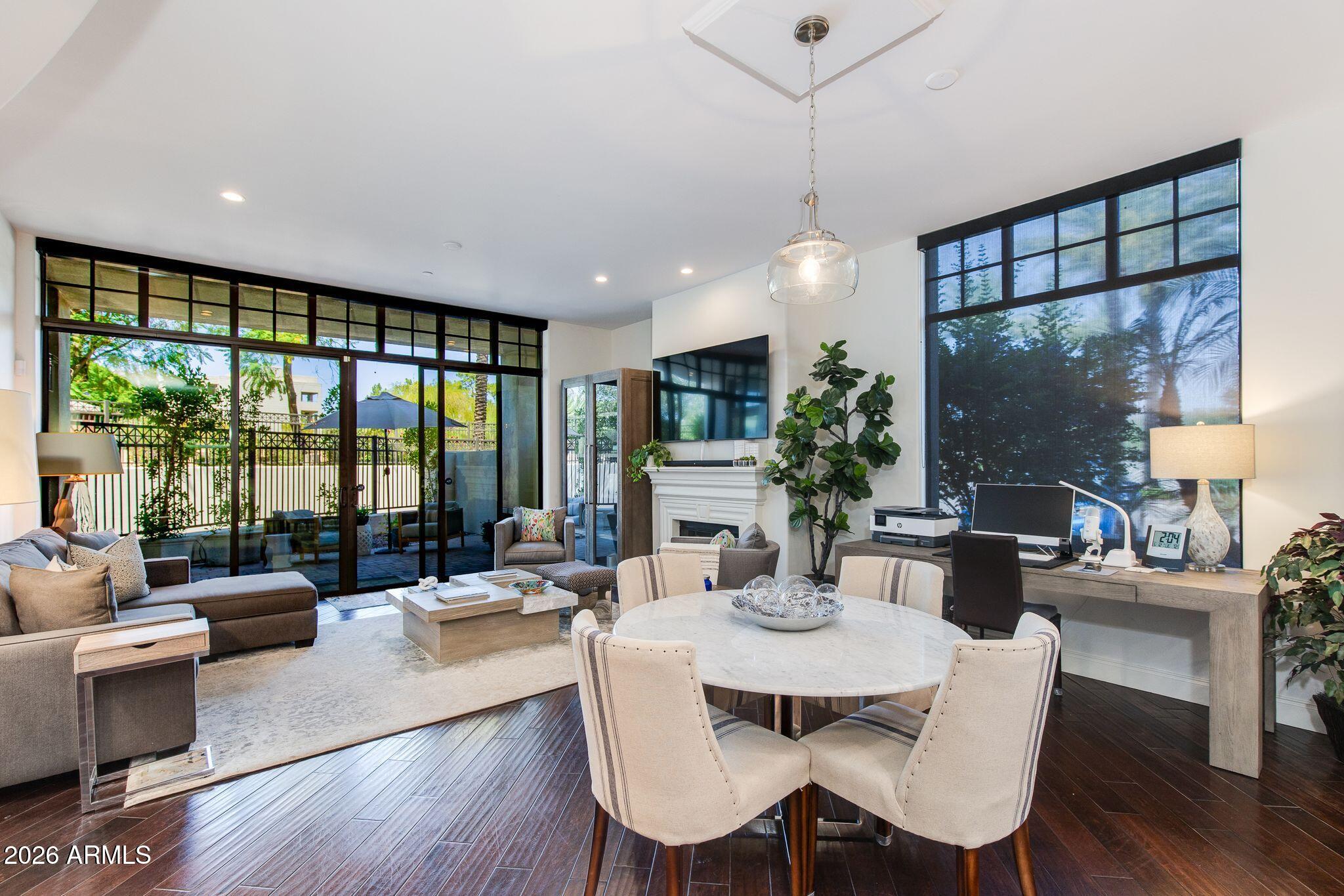 8 E BILTMORE Estate 114