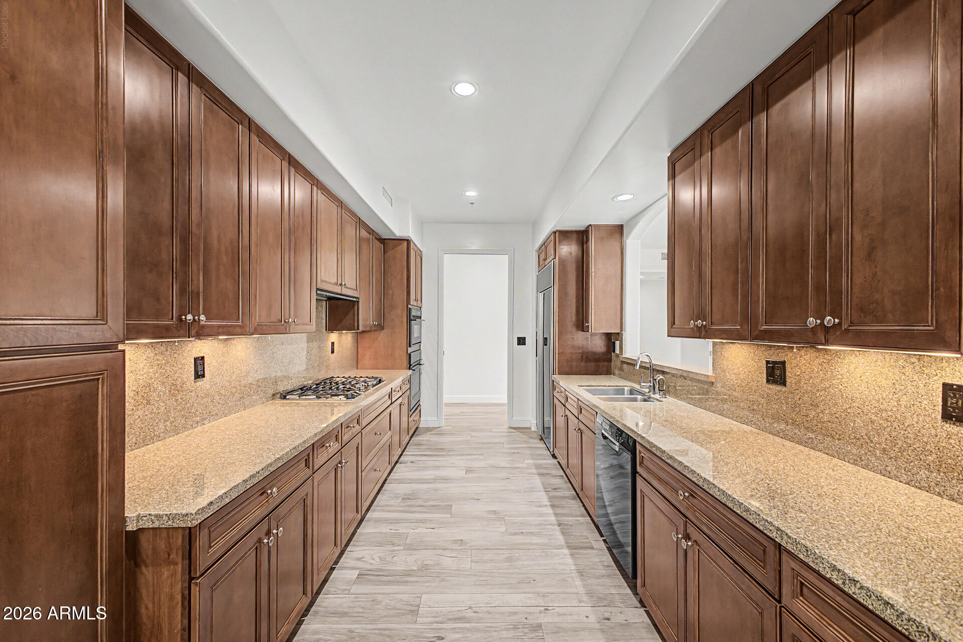 3801 N GOLDWATER Boulevard 204