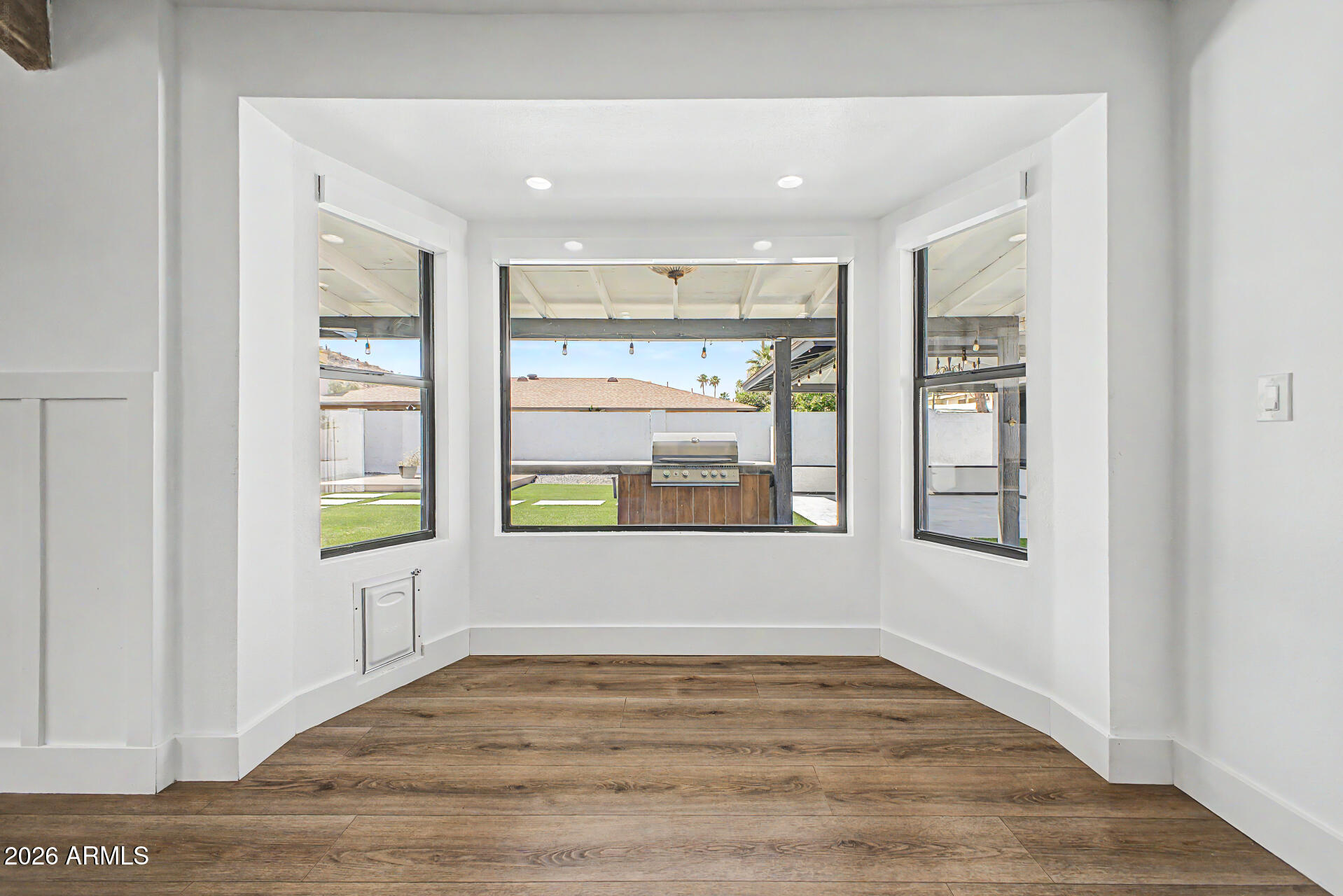 127 E PERSHING Avenue