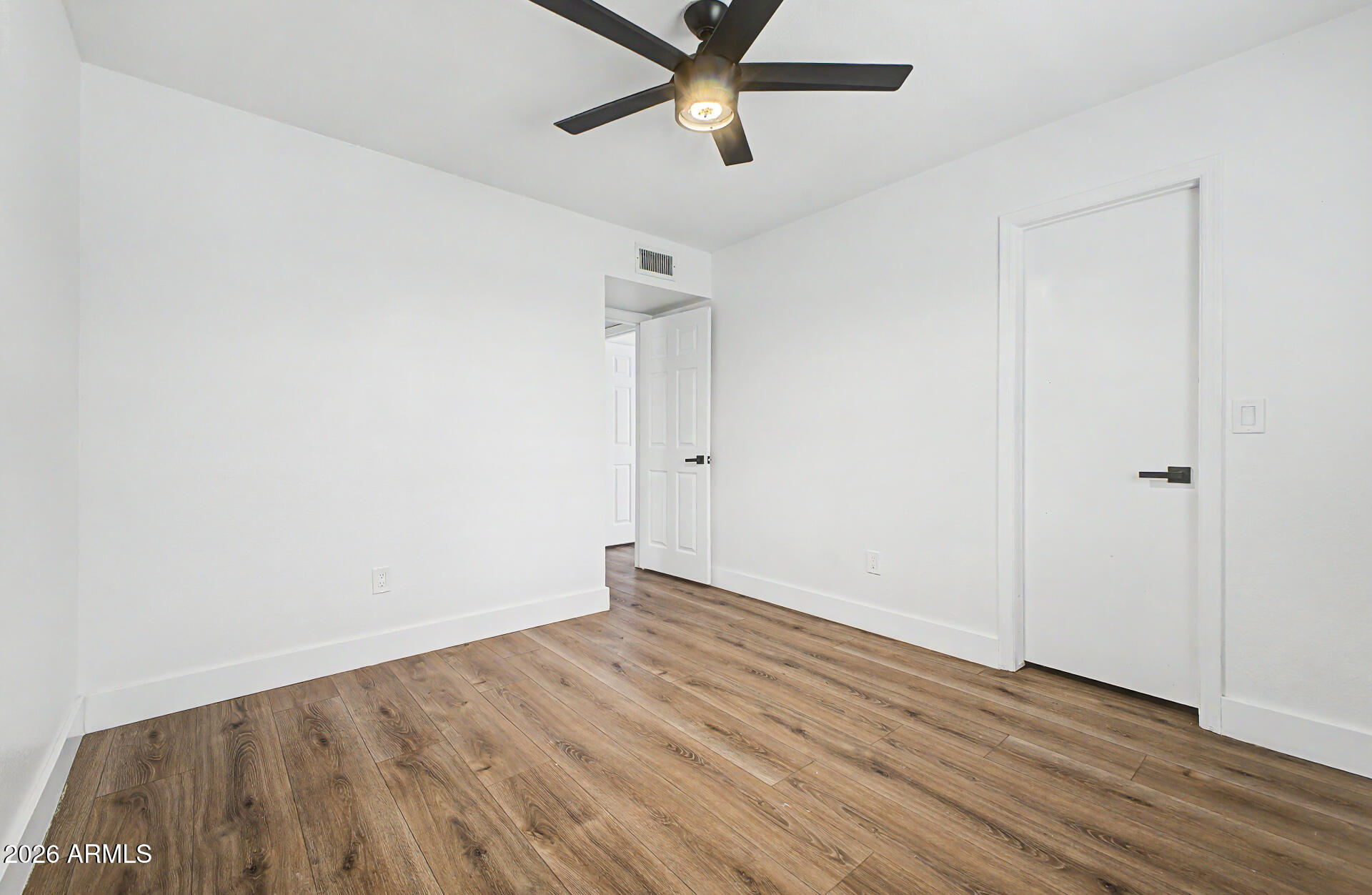 127 E PERSHING Avenue