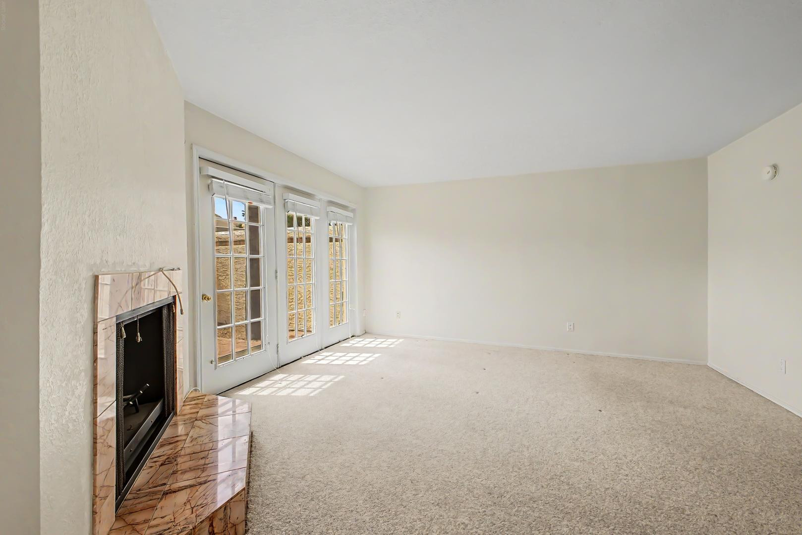 5736 N 25th