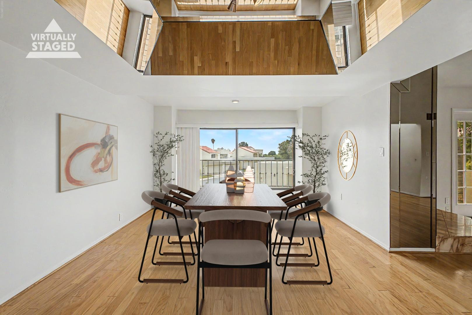 5736 N 25th